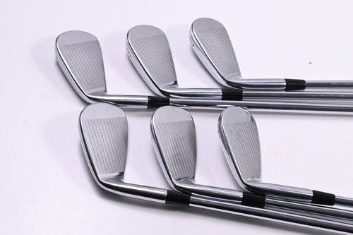 Mizuno Pro 225 Irons / 5-PW / Regular Flex Dynamic Gold 105 R300 Shafts