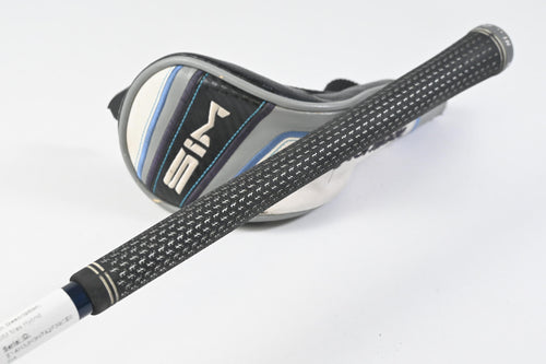 Taylormade SIM Max #4 Hybrid / 22 Degree / Regular Flex Fujikura Ventus Blue 6