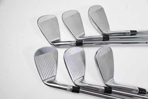 Wilson Staff Model 2024 CB Irons / 4-9i / X Flex Dynamic Gold Mid X100 115