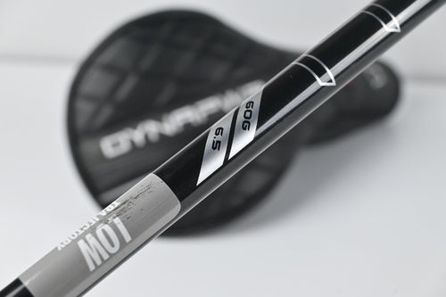 Wilson DYNAPWR 2025 Carbon Driver / 9 Degree / X-Flex Denali Black 60 Shaft