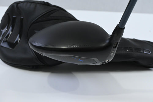 Left Hand Cobra Darkspeed X Driver / 10.5 Degree / Stiff Flex UST Lin-Q M40X