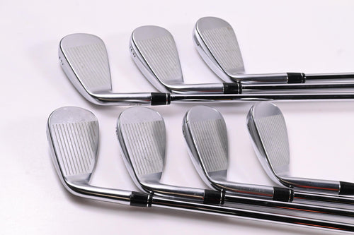 Callaway Apex 19 Irons / 5-PW+GW / Regular Flex Elevate MPH 95 Shafts