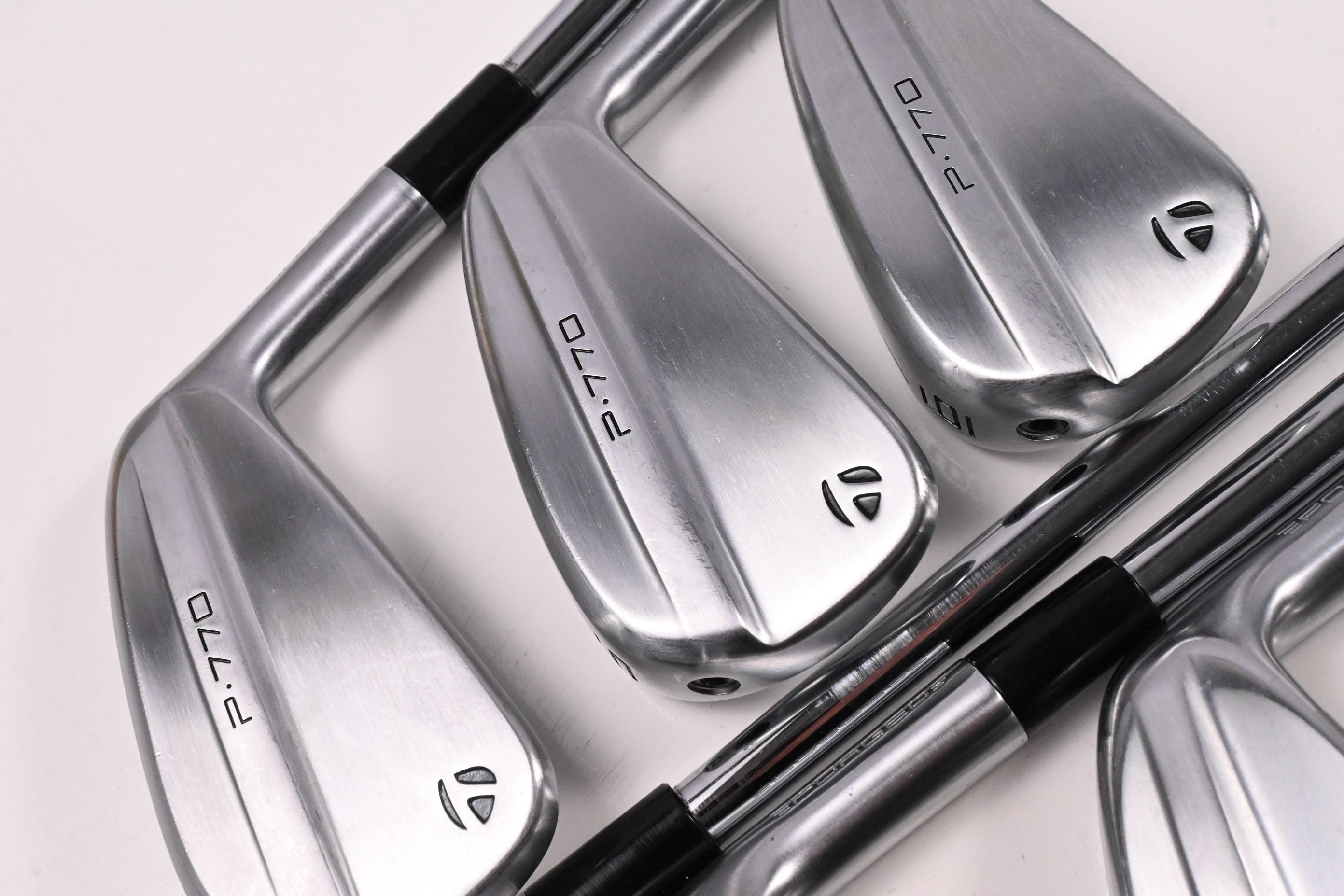 Fers TaylorMade P-770 – Set 6-PW, Nippon Modus 105 Regular, Grips MCC Plus4, équilibrage D1.5
