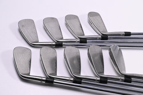 Titleist DCI 990 Irons / 2-PW / Stiff Flex Dynamic Gold S300 Shafts