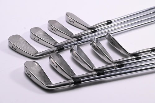 Titleist DCI 990 Irons / 2-PW / Stiff Flex Dynamic Gold S300 Shafts