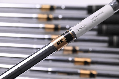 Titleist DCI 990 Irons / 2-PW / Stiff Flex Dynamic Gold S300 Shafts