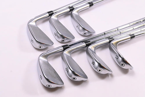Left Hand Ping i530 Irons / 5-PW+GW / Silver Dot / Stiff Flex Dynamic Gold Mid