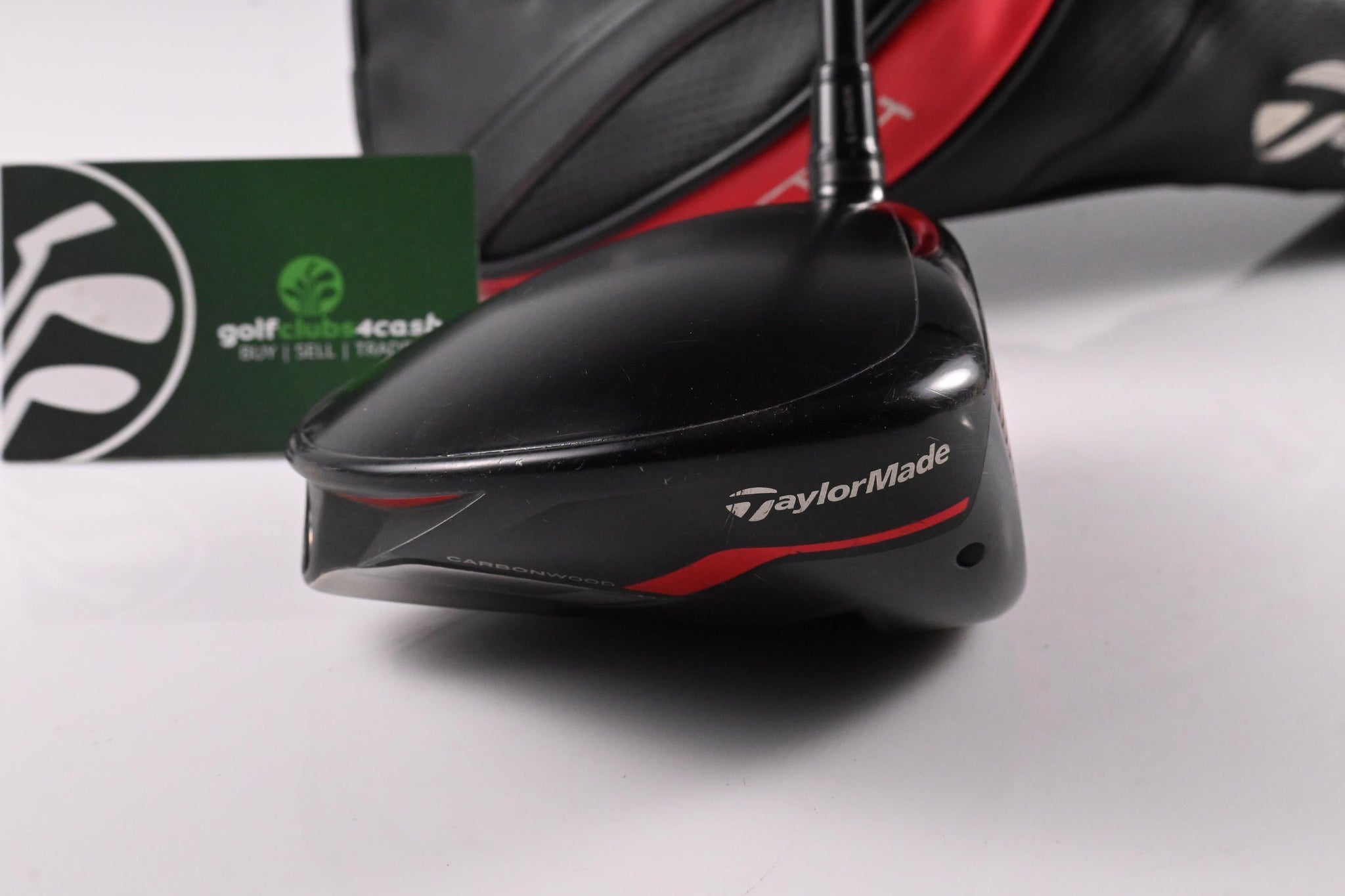 What’s in the golf bag of Lilia Vu?