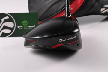 What’s in the golf bag of Lilia Vu?