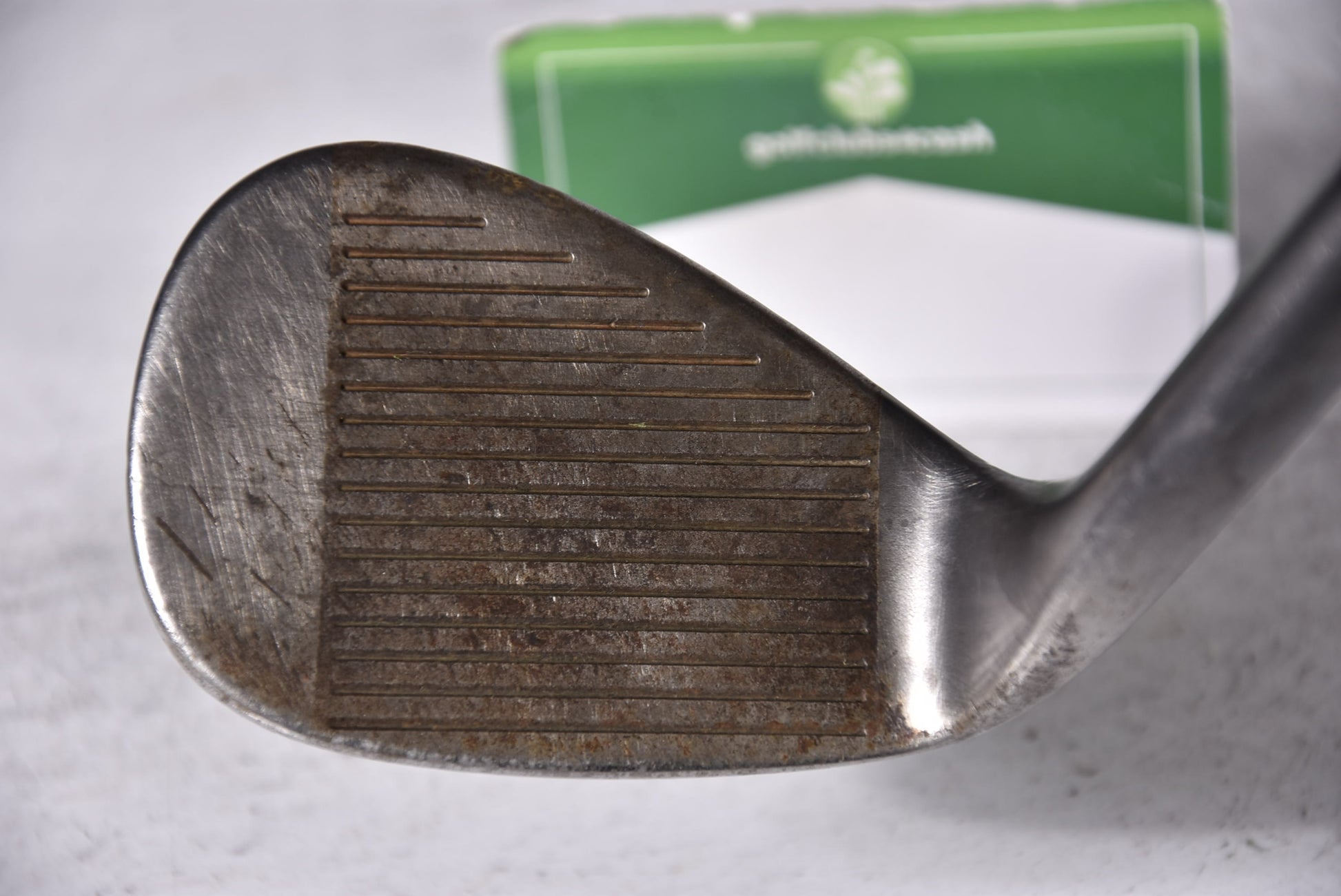 Cleveland 588 Tour Action Gap Wedge / 53 Degree / Wedge Flex Dynamic Gold Shaft