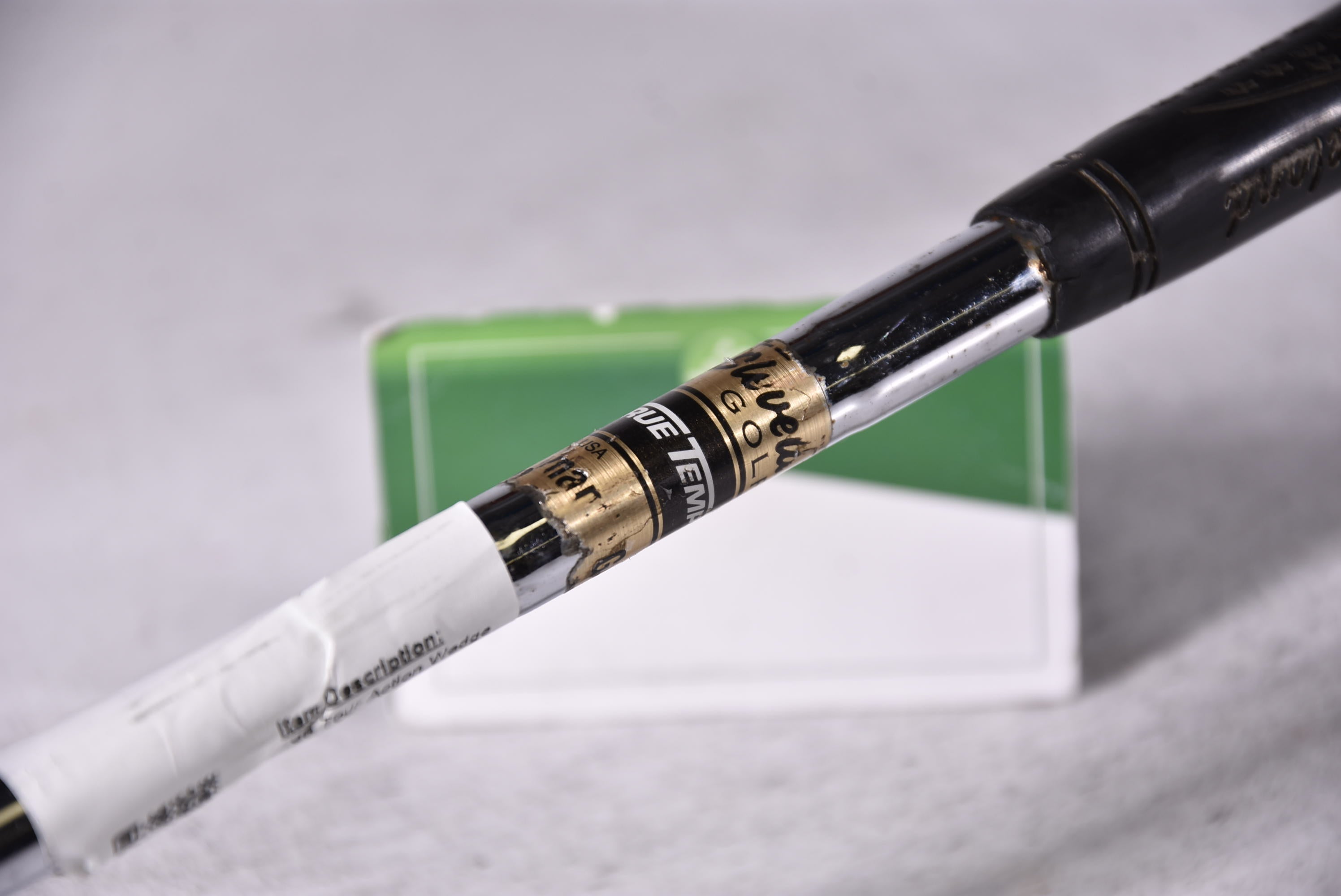 Cleveland 588 Tour Action Gap Wedge / 53 Degree / Wedge Flex Dynamic Gold Shaft