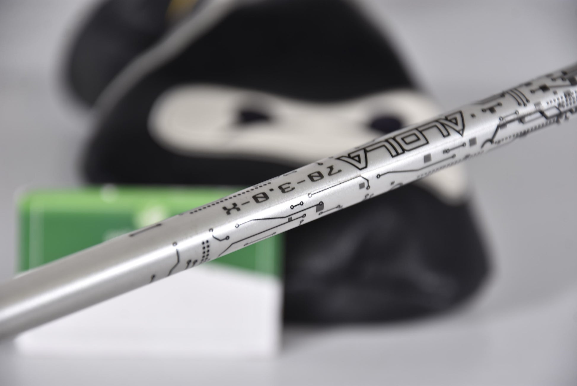 Left Hand Taylormade M1 2017 Driver / 10.5 Degree / X-Flex Aldila Rogue 70