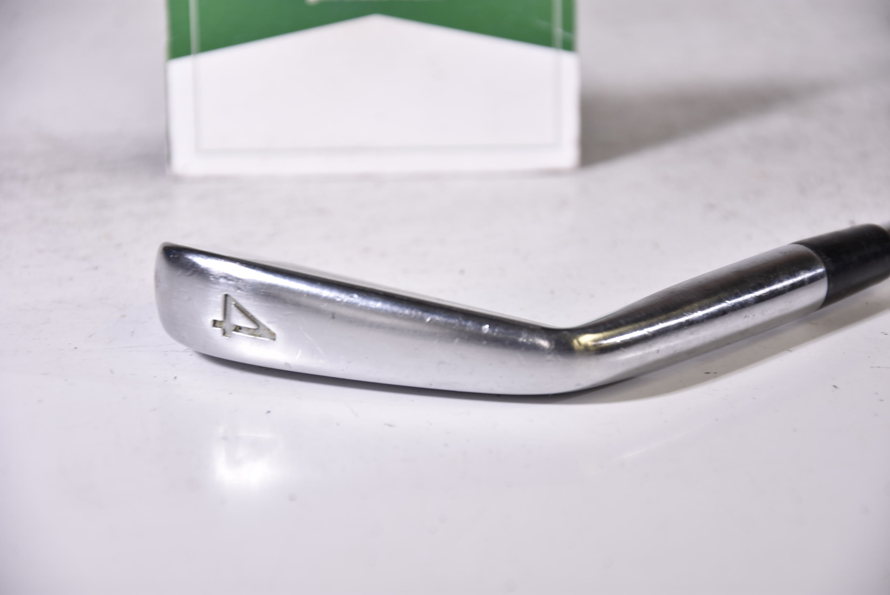 Maxfli Revolution #4 Iron / 24 Degree / Regular Flex Dynamic Gold Shaft