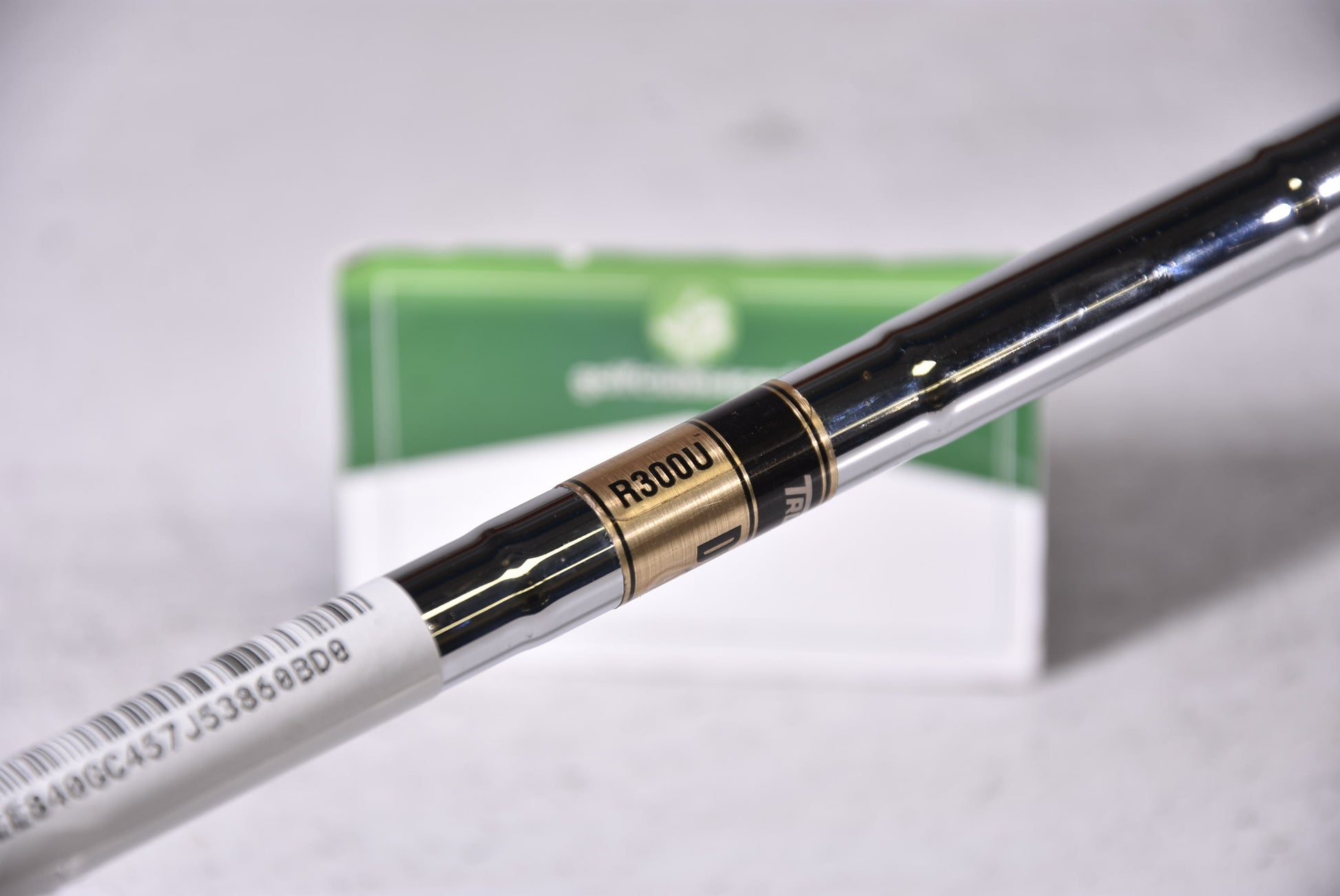 Maxfli Revolution #4 Iron / 24 Degree / Regular Flex Dynamic Gold Shaft