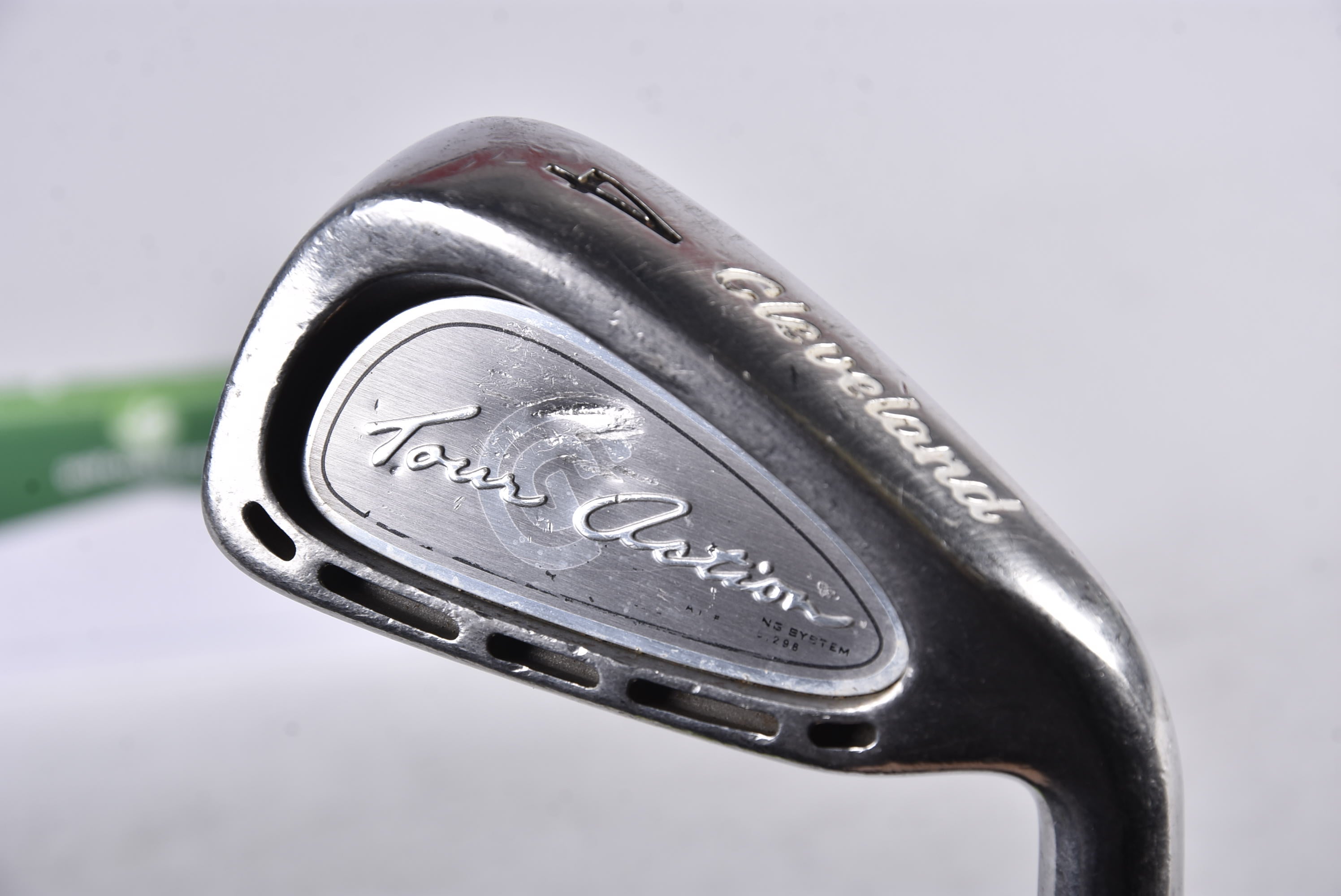 Cleveland TA7 #4 Iron / 24 Degree / Regular Flex Dynamic Gold Shaft