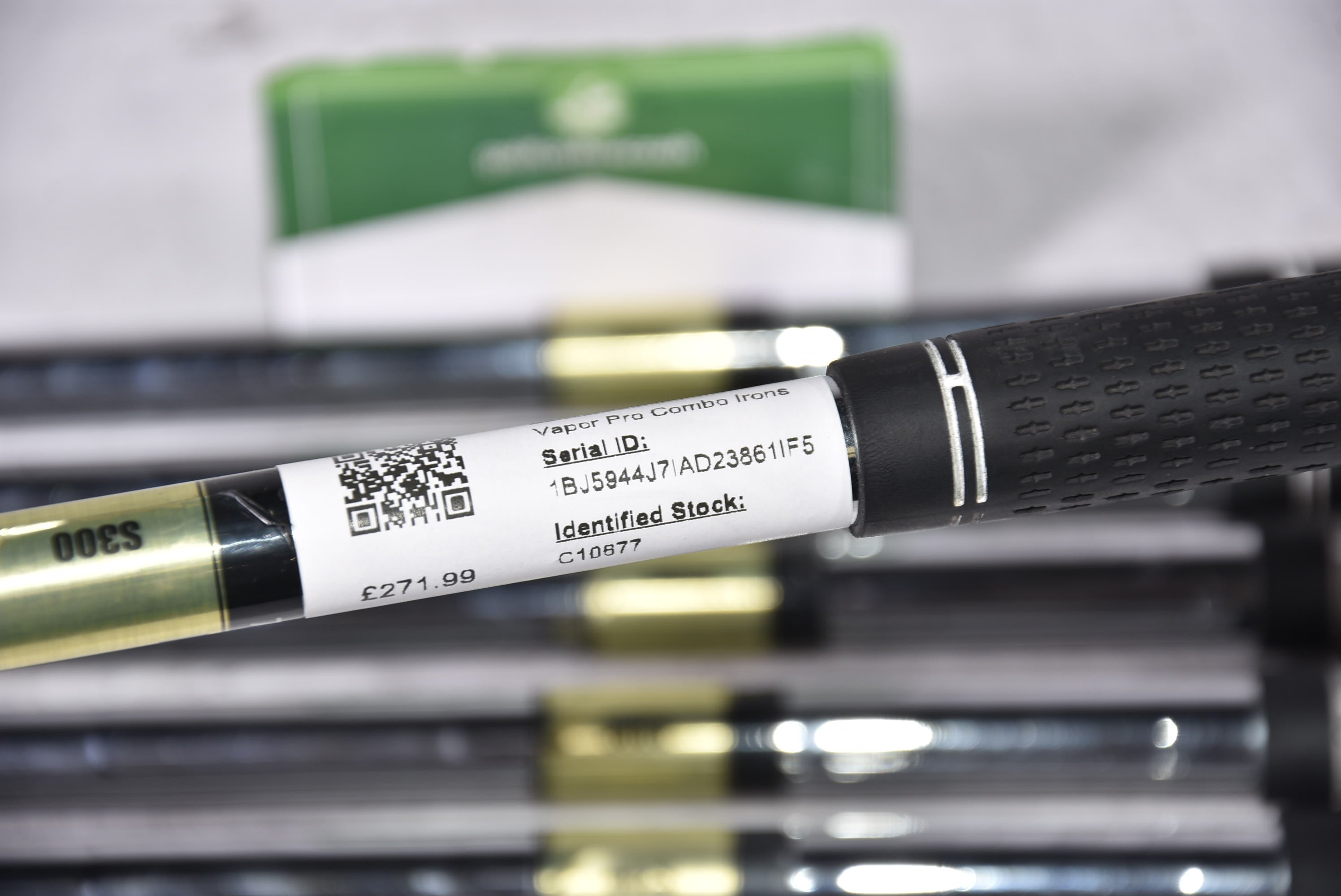 Nike Vapor Pro Combo Irons / 5-PW / Stiff Flex Dynamic Gold SL S300 Shafts