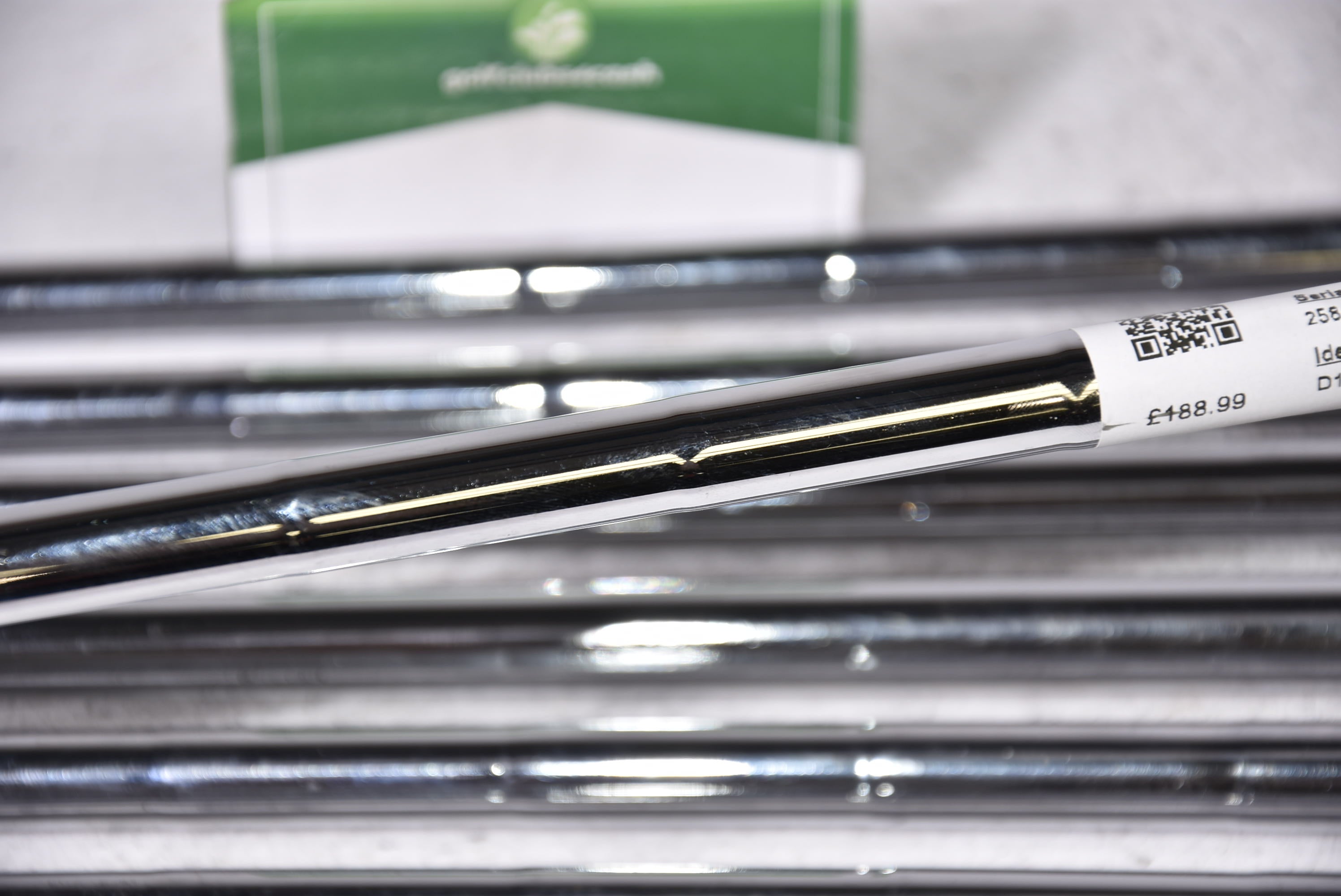 Titleist 695 Forged Irons / 4-PW / Stiff Flex Steel Shafts