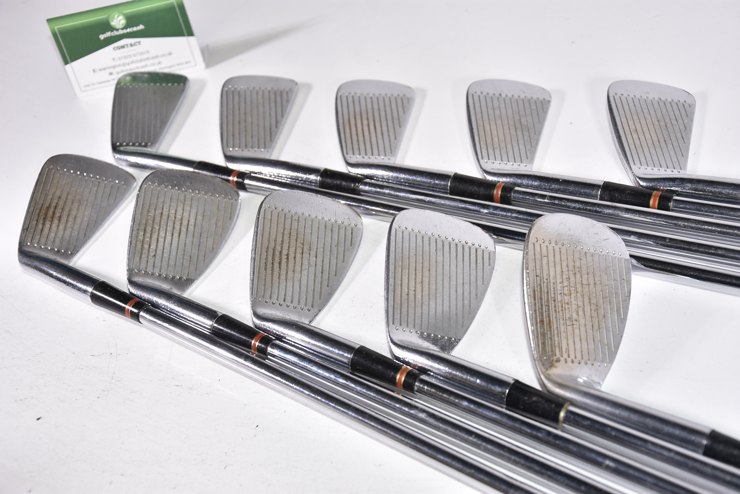Wilson Fluid Feel Irons / 2-PW+SW / Regular Flex Dynamic Gold R300 Shafts