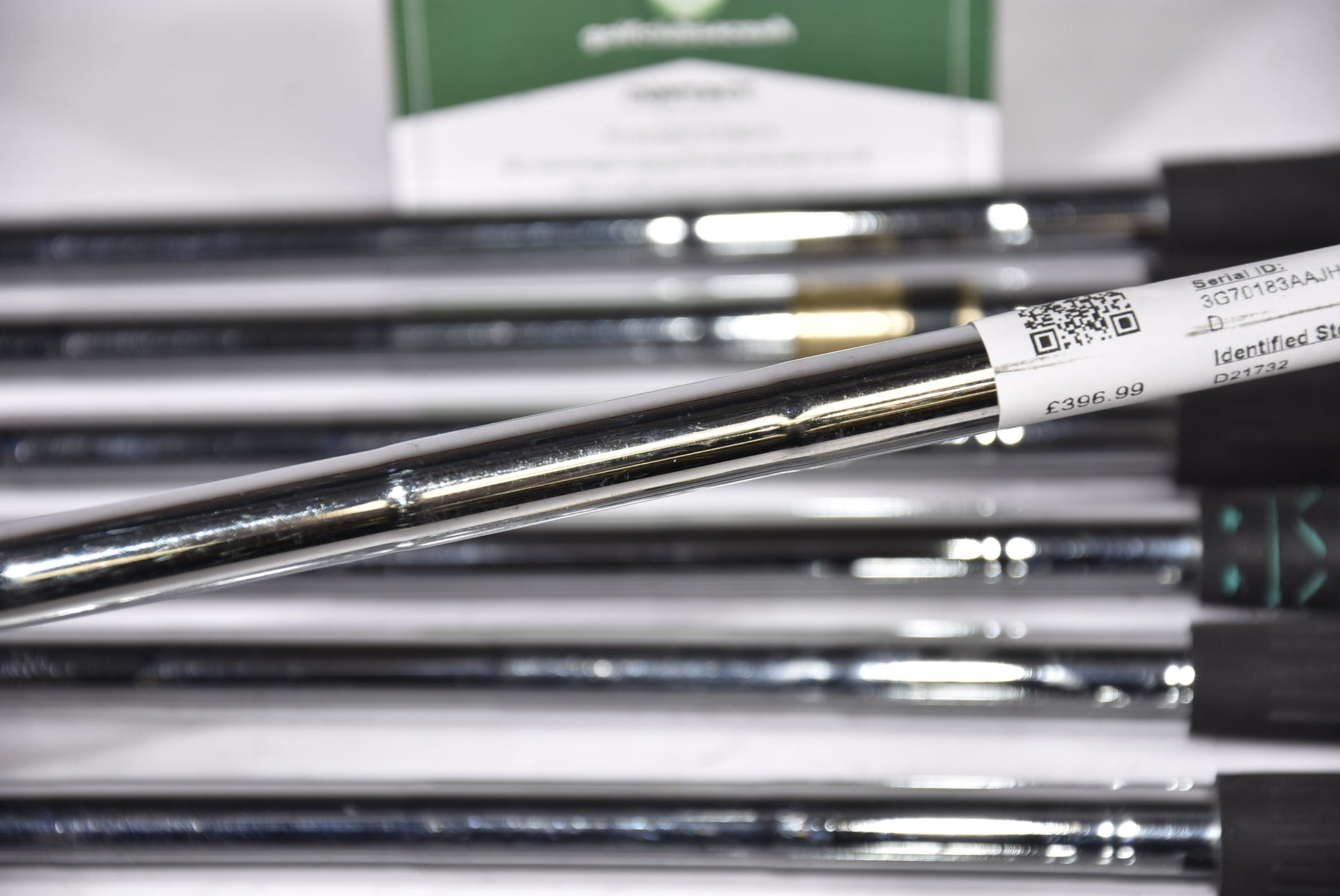 Wilson Fluid Feel Irons / 2-PW+SW / Regular Flex Dynamic Gold R300 Shafts