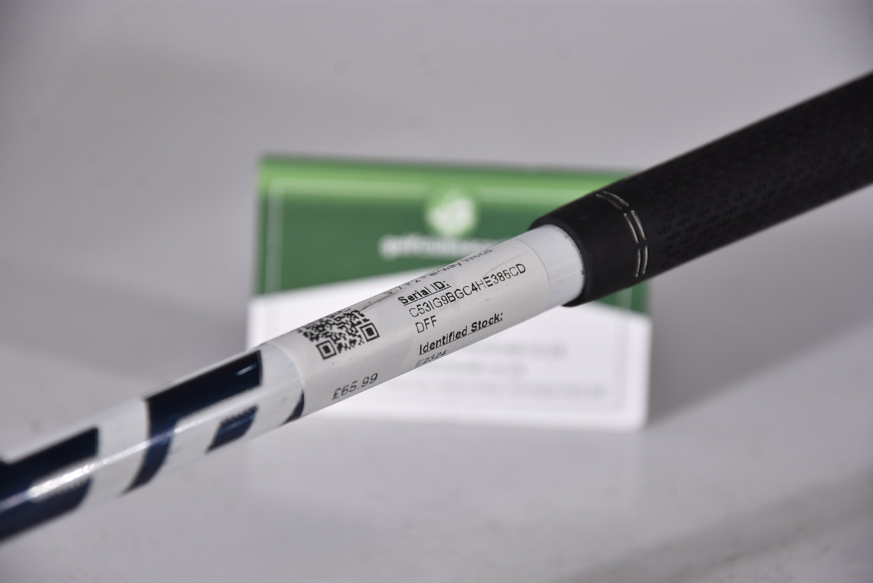 Titleist 917 F2 #3 Wood / 15 Degree / Regular Flex Fujikura Speeder 84 Shaft