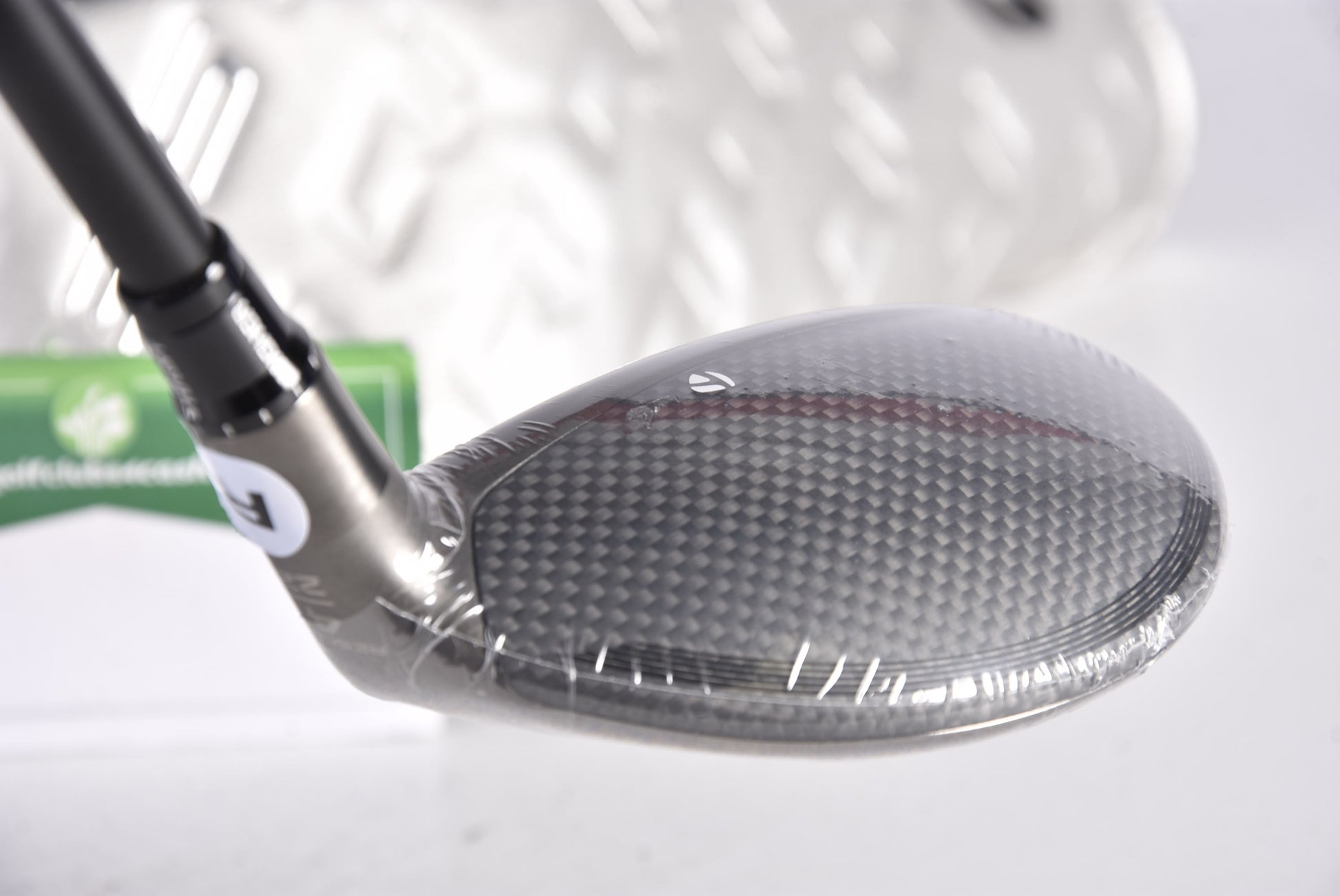 Taylormade Qi35 #4 Hybrid / 22 Degree / Regular Flex Fujikura Ventus Blue 6