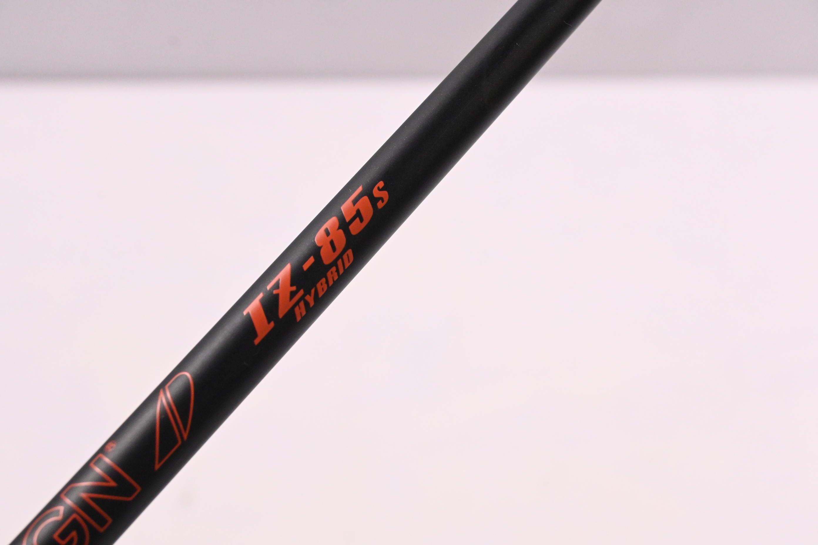 Graphite Design Tour AD IZ-85 #5 Hybrid Shaft / Stiff Flex / Titleist 2nd Gen