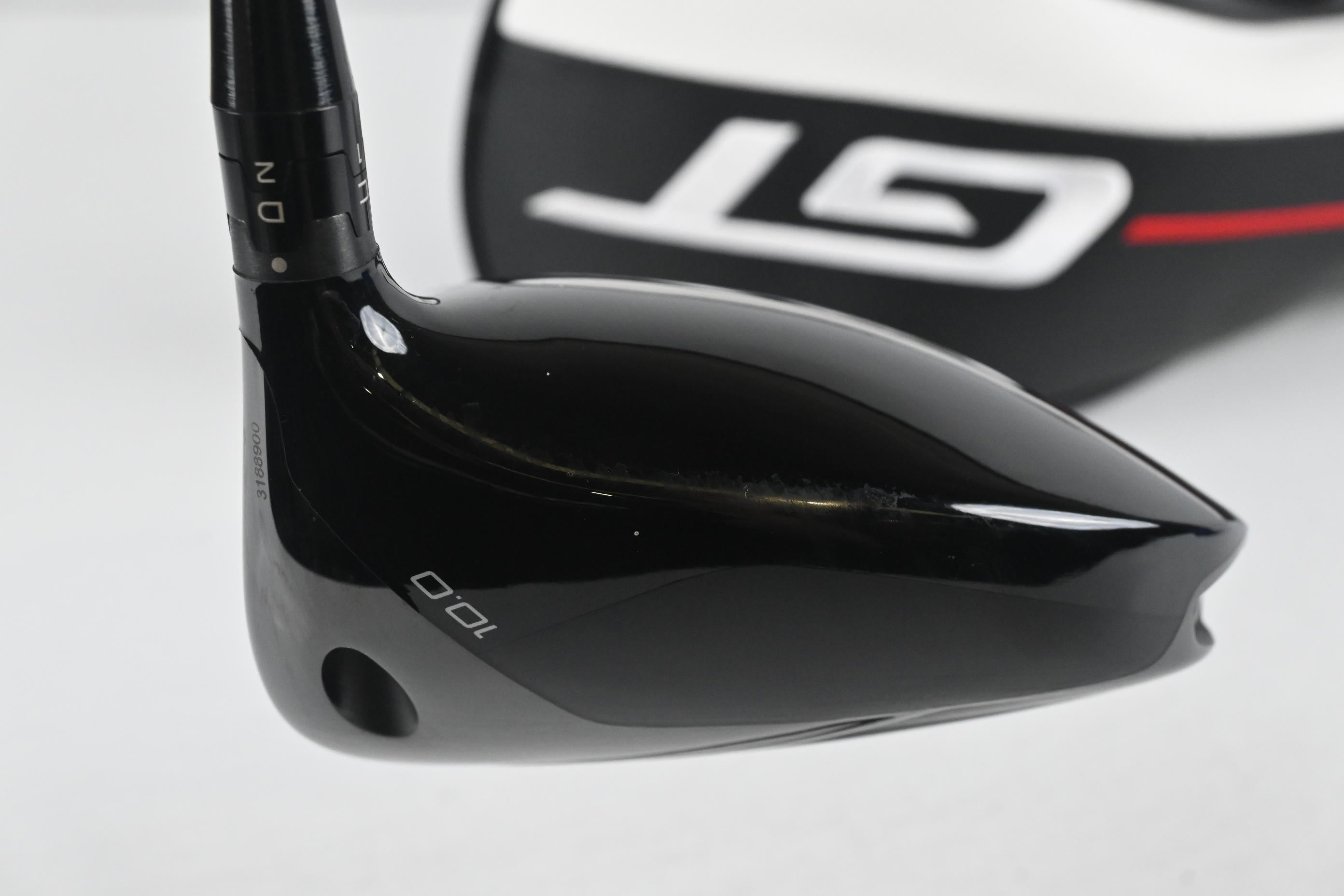 Titleist GT2 Driver / 10 Degree / Regular Flex Denali Red 50 Shaft