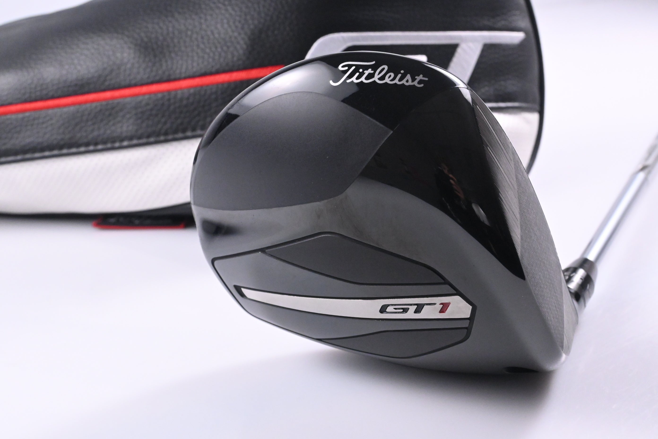 Titleist GT1 Driver / 10 Degree / Regular Flex Fujikura Air Speeder 40 Shaft