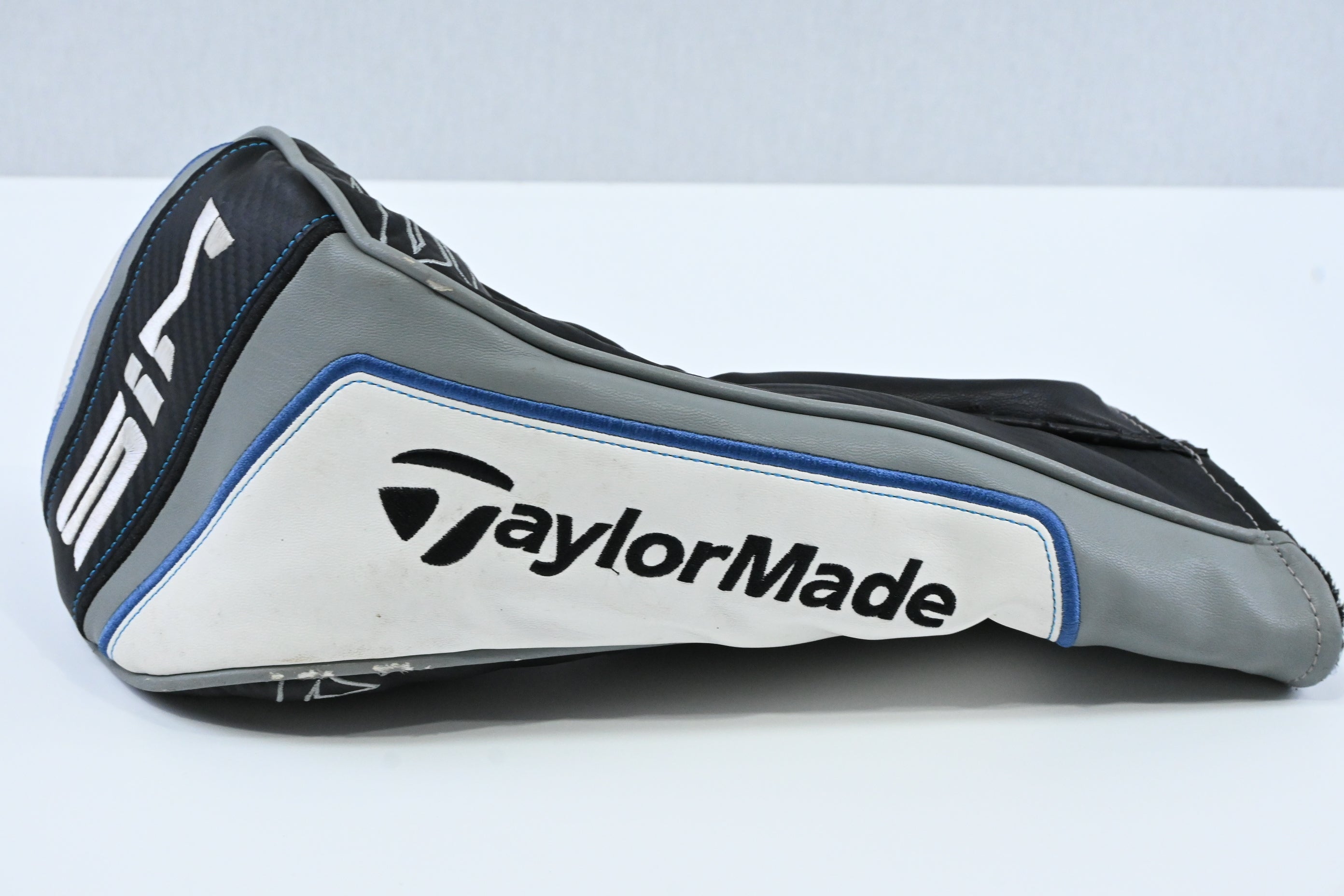 Taylormade SIM Max D Driver / 9 Degree / Regular Flex Diamana S Limited 60 Shaft