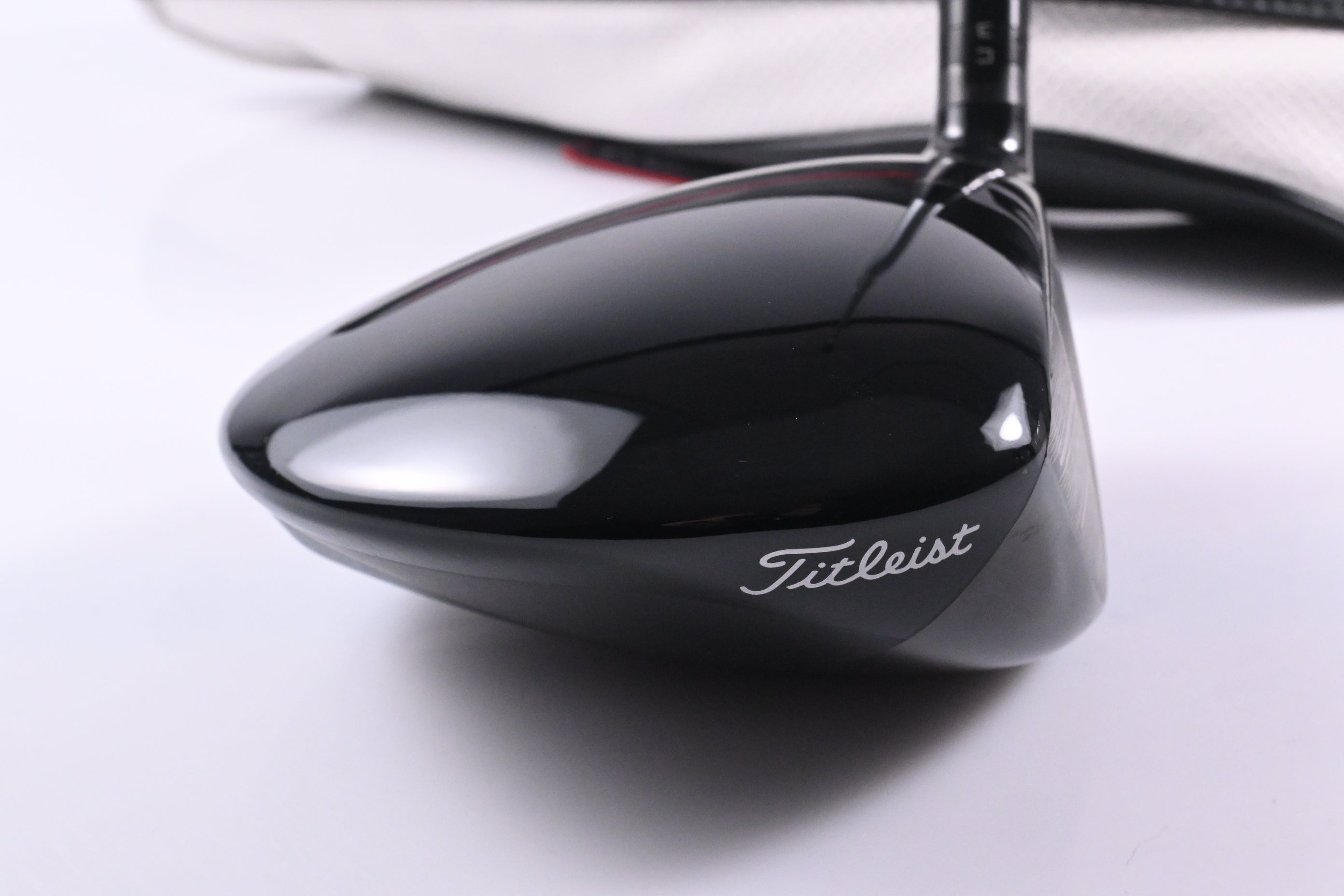 Titleist GT1 Driver / 10 Degree / Regular Flex Fujikura Air Speeder 40 Shaft