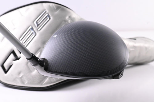 Taylormade Qi35 Driver / 9 Degree / Regular Flex Fujikura Air Speeder 50 Shaft