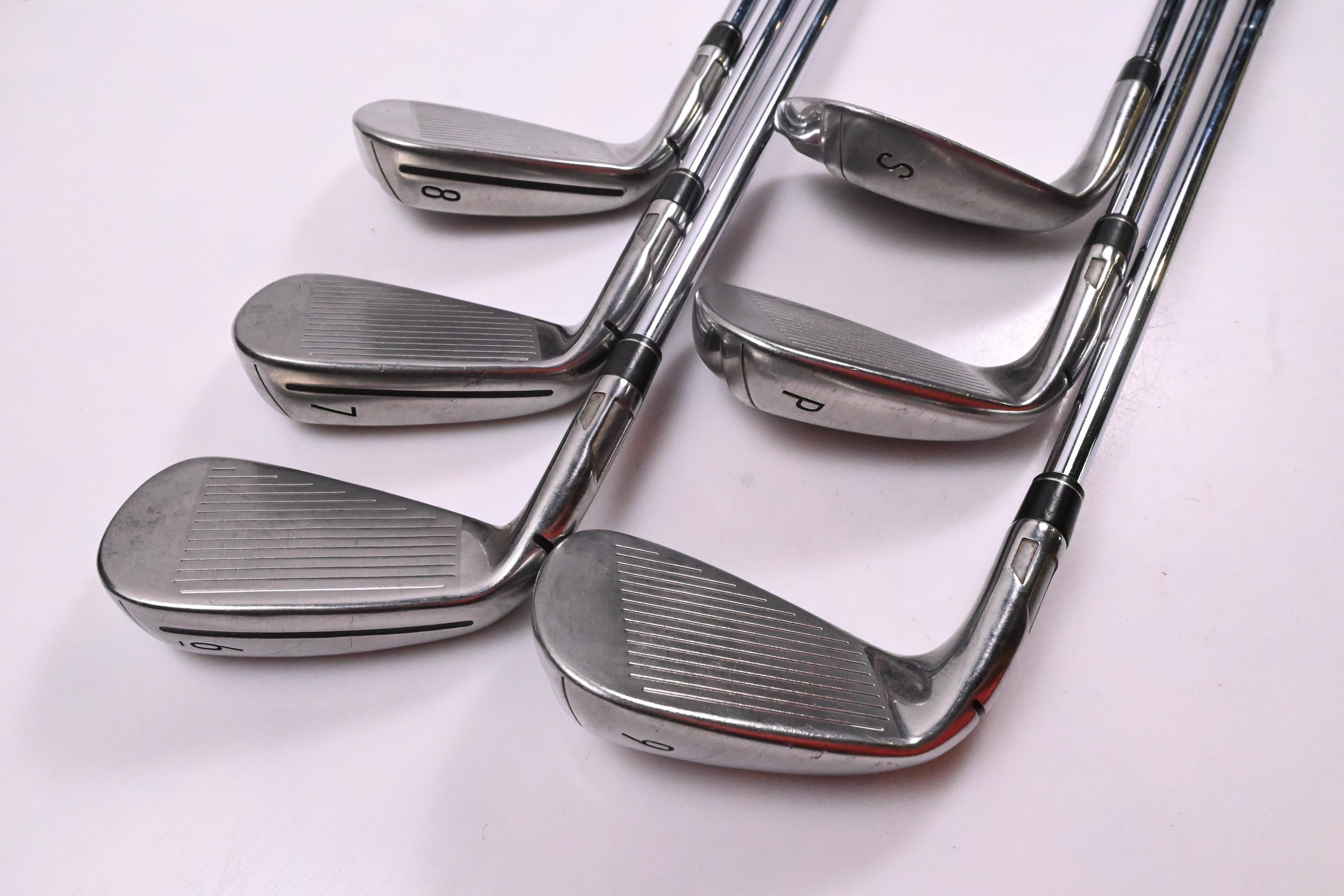 Taylormade SIM Max Irons / 6-PW+SW / Regular Flex N.S.PRO 850GH Shafts