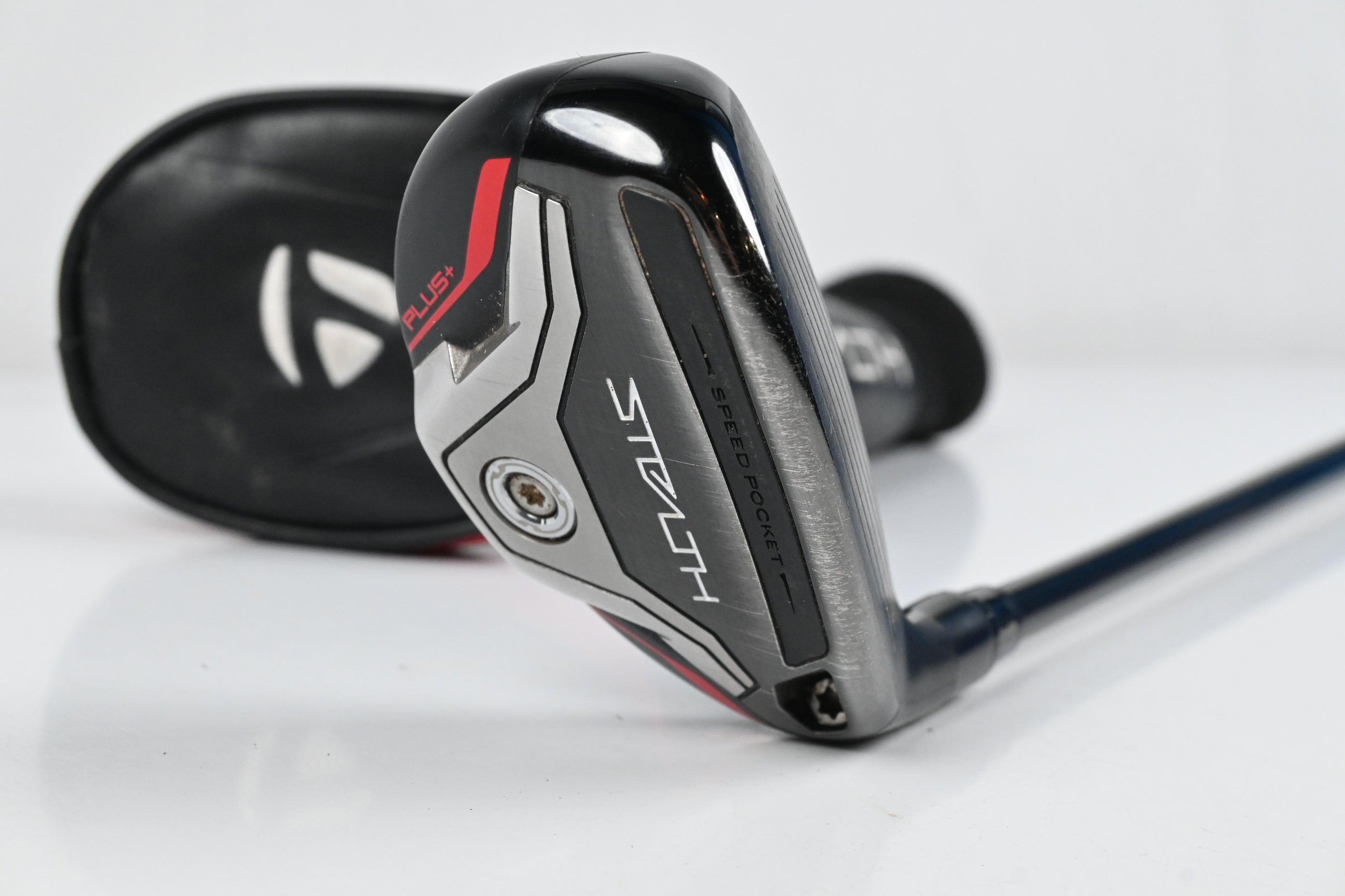 Taylormade Stealth Plus #4 Hybrid / 22 Degree / Regular Flex HZRDUS Smoke RDX