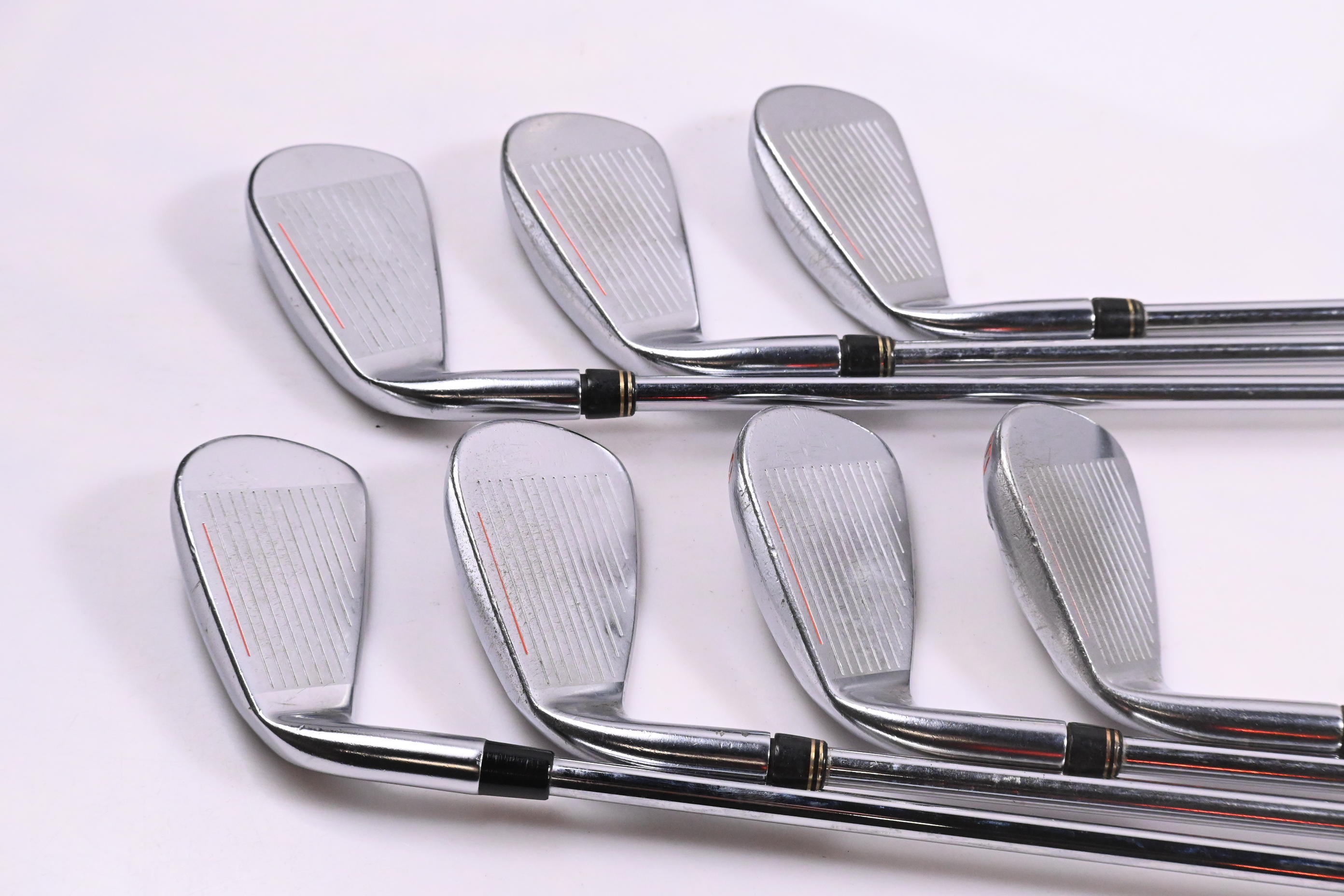 Cobra AMP Irons / 4-PW / Regular Flex Dynalite 90 Shafts