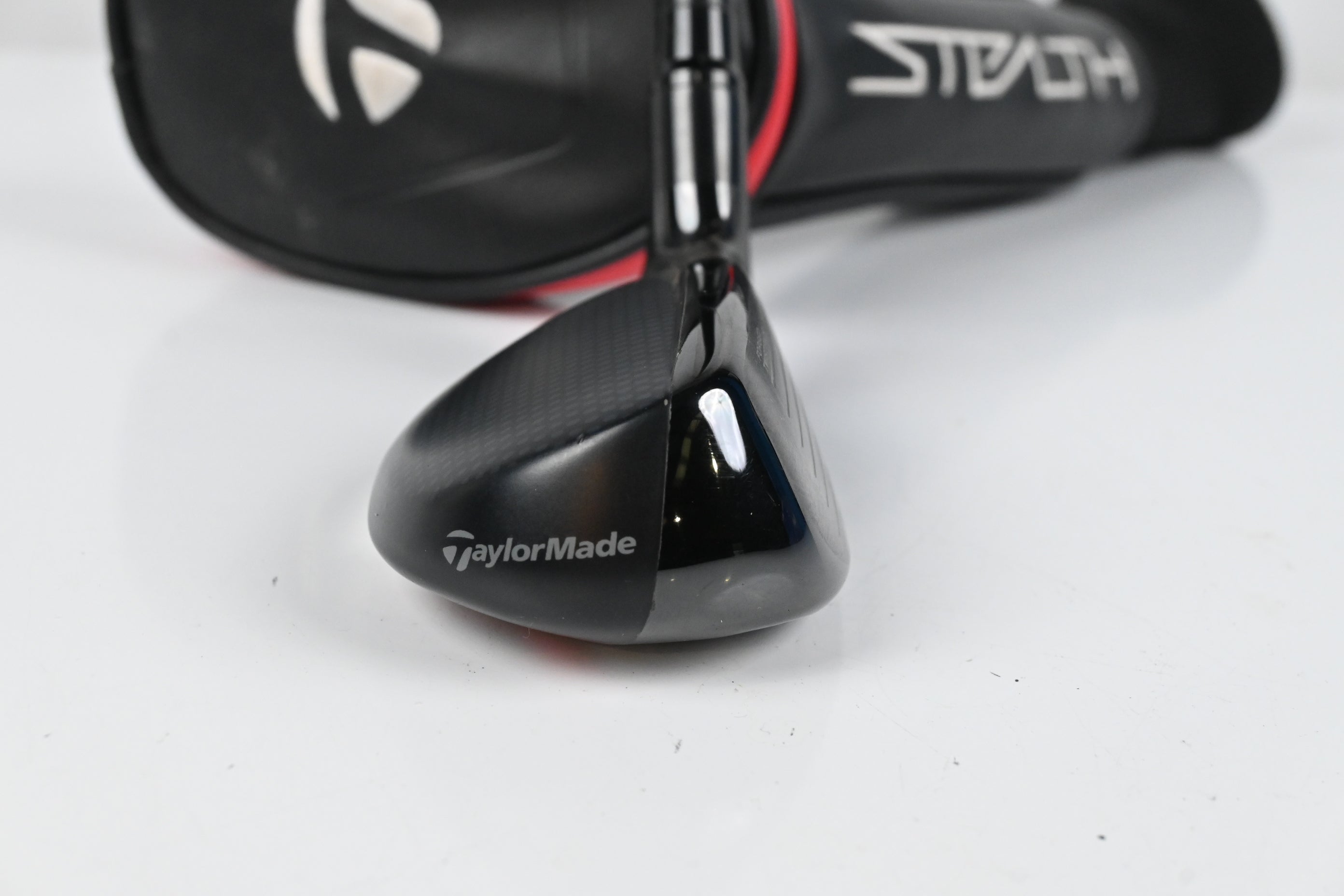 Taylormade Stealth Plus #4 Hybrid / 22 Degree / Regular Flex HZRDUS Smoke RDX