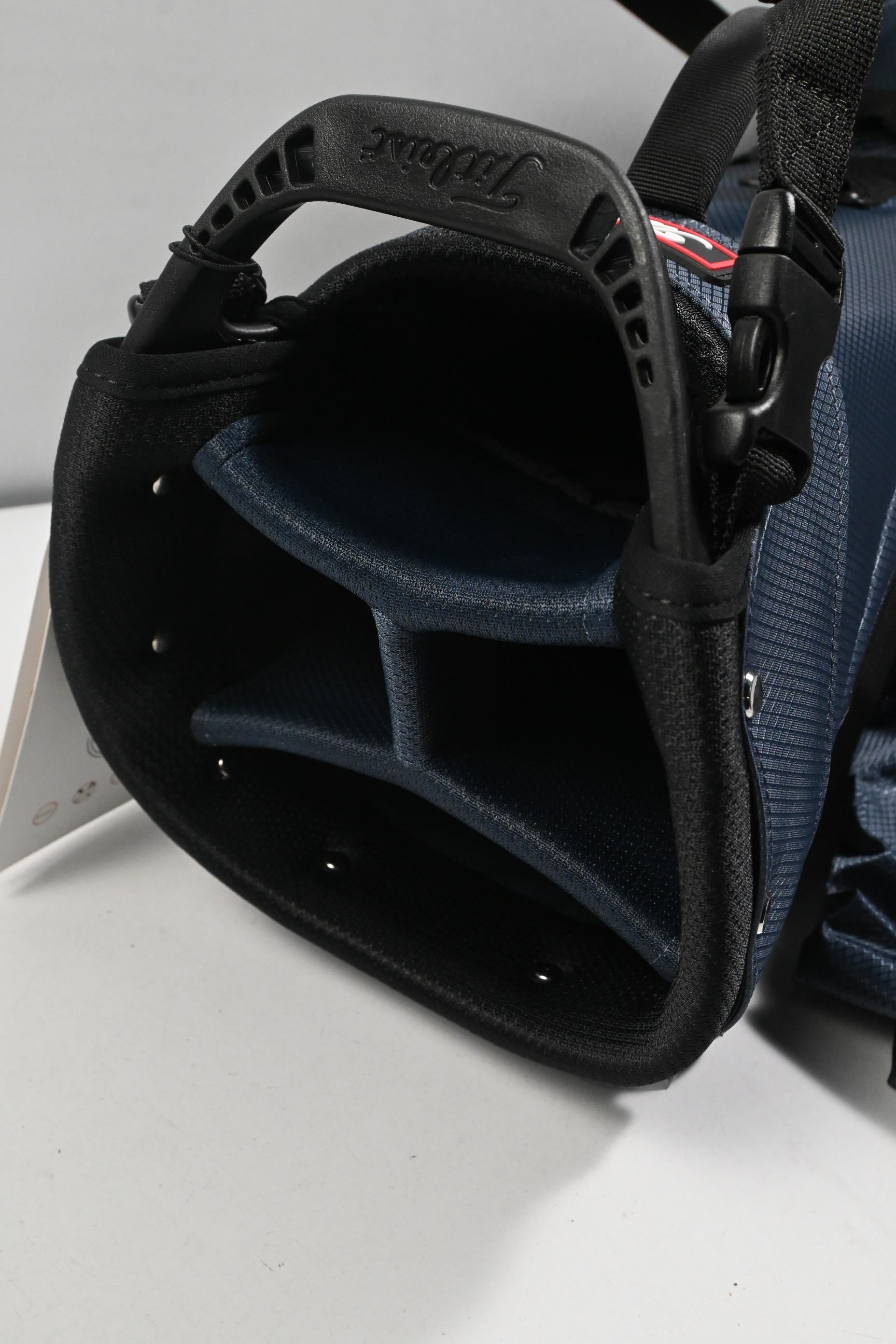 Titleist Players 4 StaDry Stand Bag / 4-Way Divider / Navy