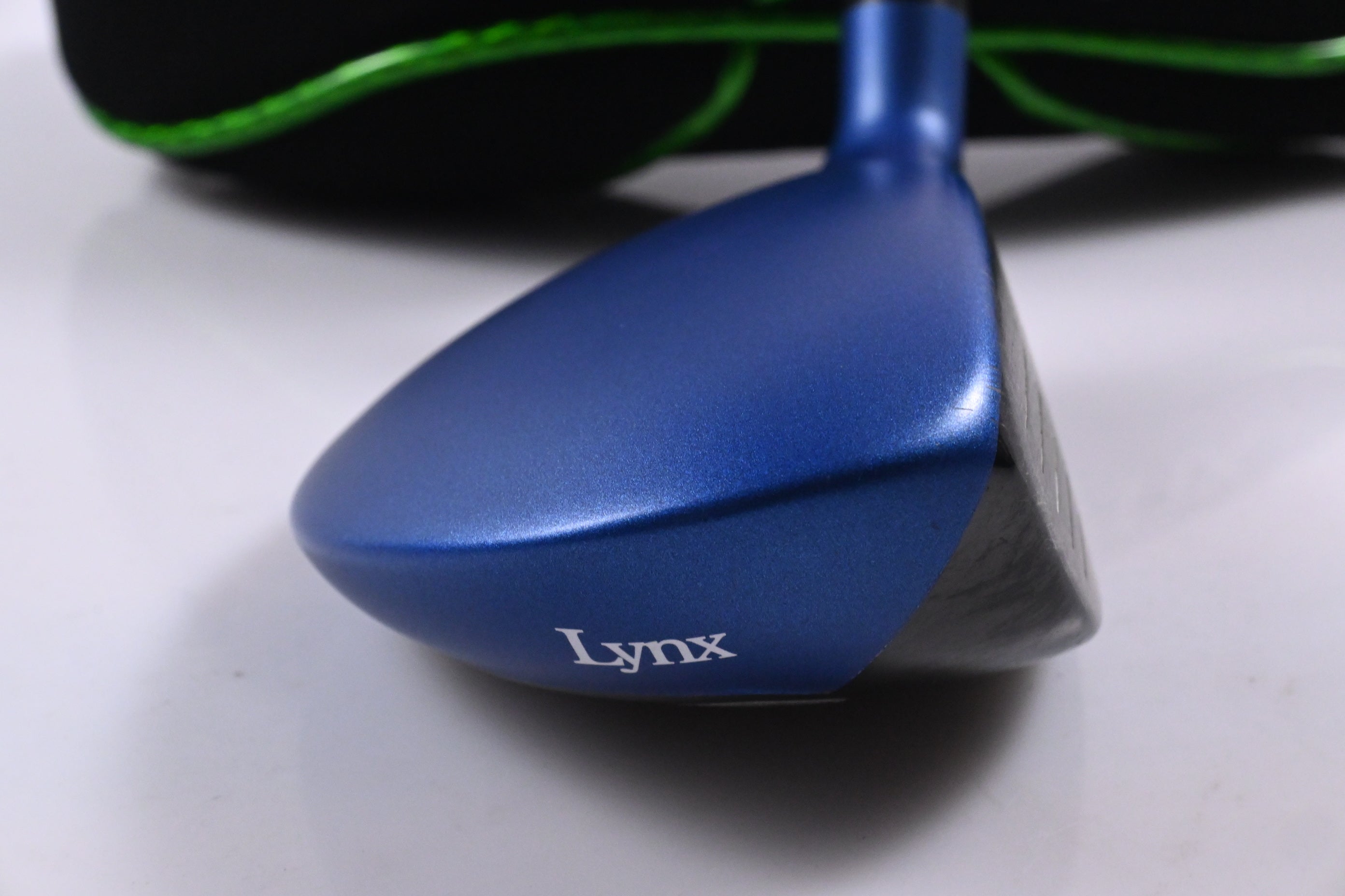 Lynx Black Cat 2017 #4 Hybrid / 23 Degree / Senior Flex Aldila NV RIP'D 75 Shaft