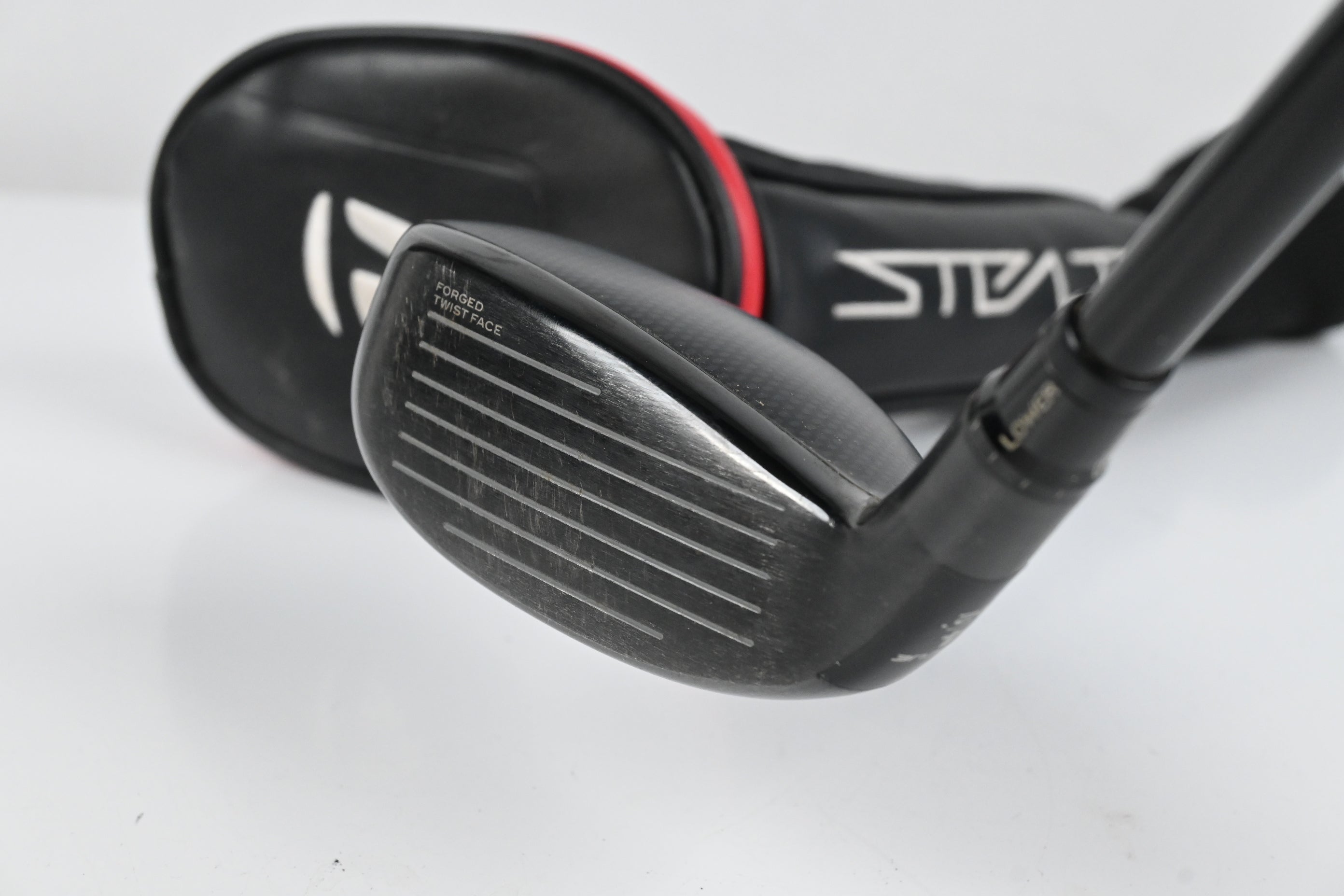 Taylormade Stealth Plus #4 Hybrid / 22 Degree / Regular Flex HZRDUS Smoke RDX