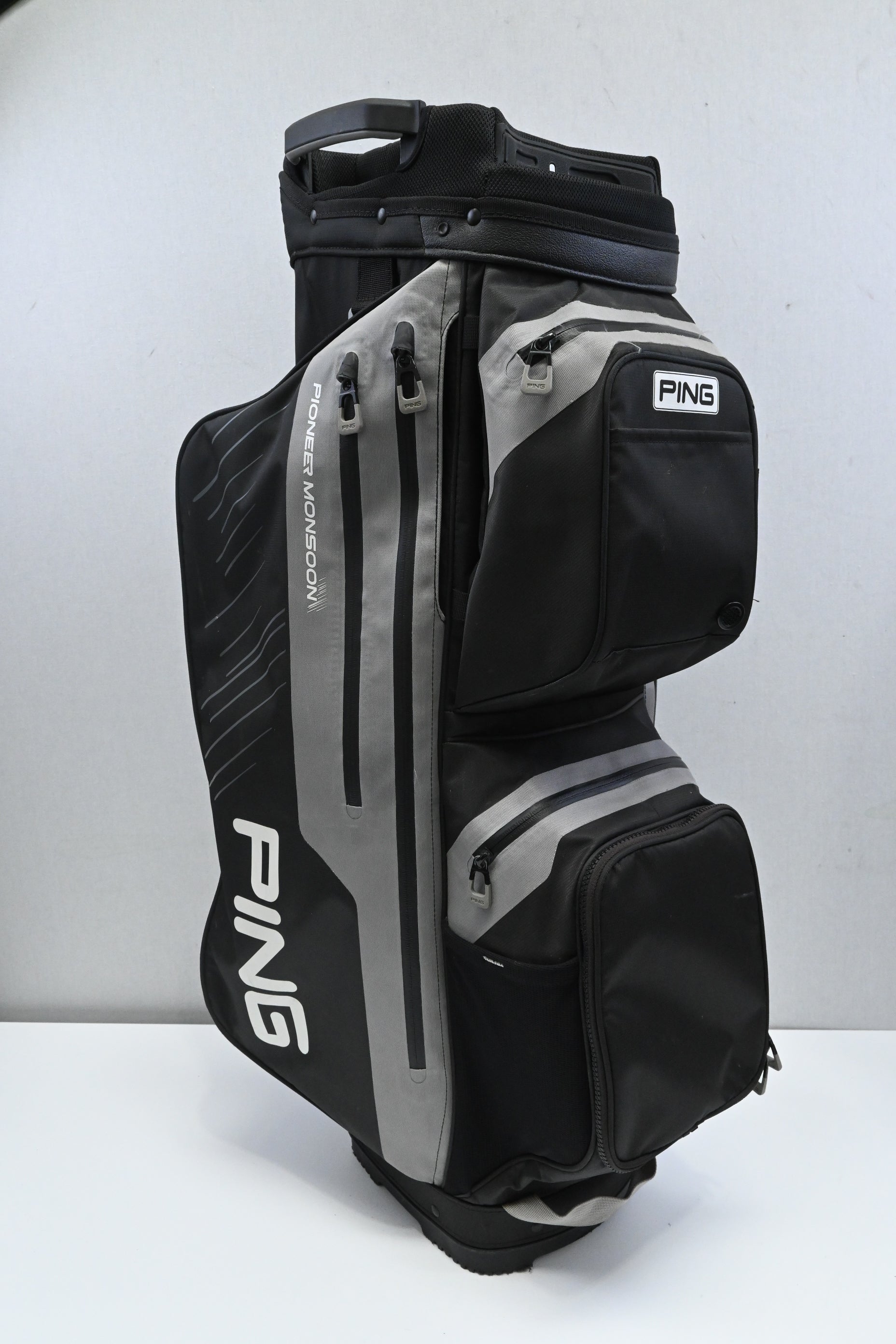 Ping Pioneer Monsoon Cart Bag / 15-Way Divider / Black, Grey