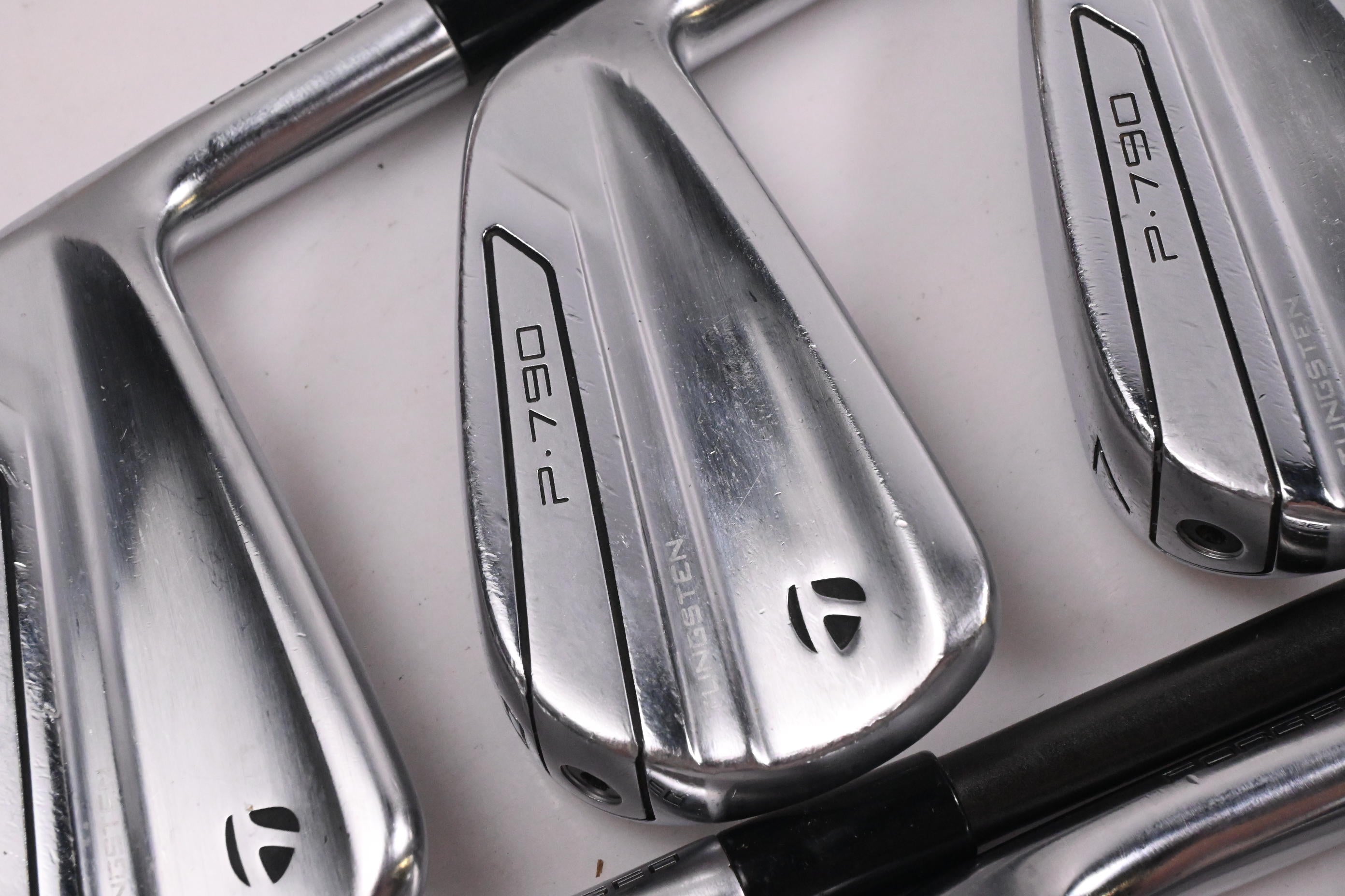 Taylormade P790 2019 Irons / 5-PW+GW / Regular Flex UST Recoil ES760 Shafts