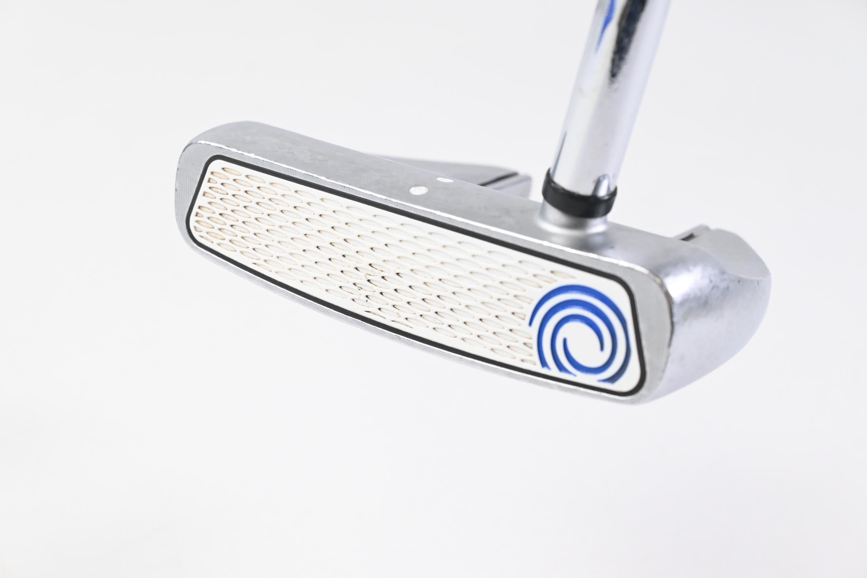 Odyssey White Hot RX V-Line Fang Putter / 34 Inch