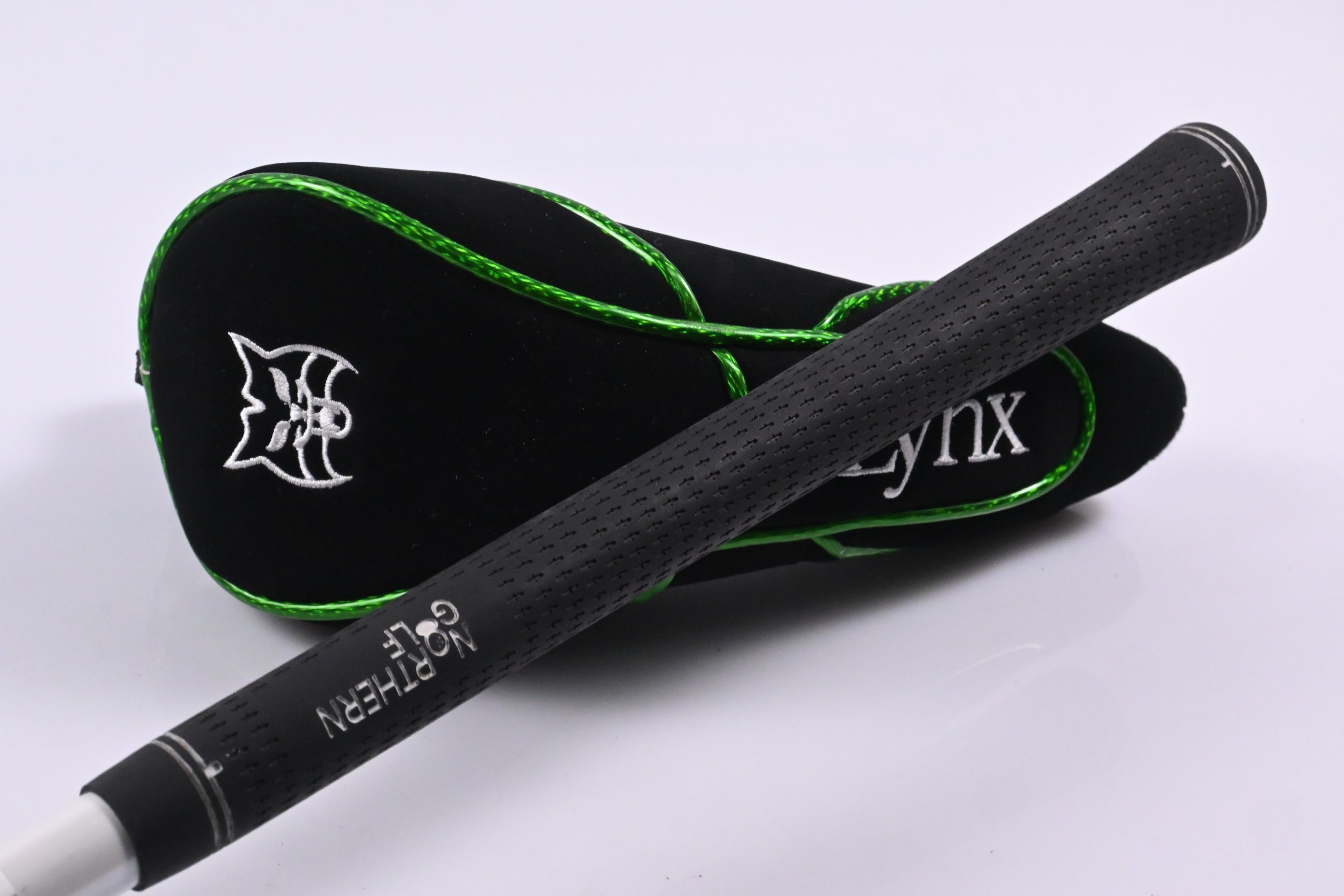 Lynx Black Cat 2017 #4 Hybrid / 23 Degree / Senior Flex Aldila NV RIP'D 75 Shaft