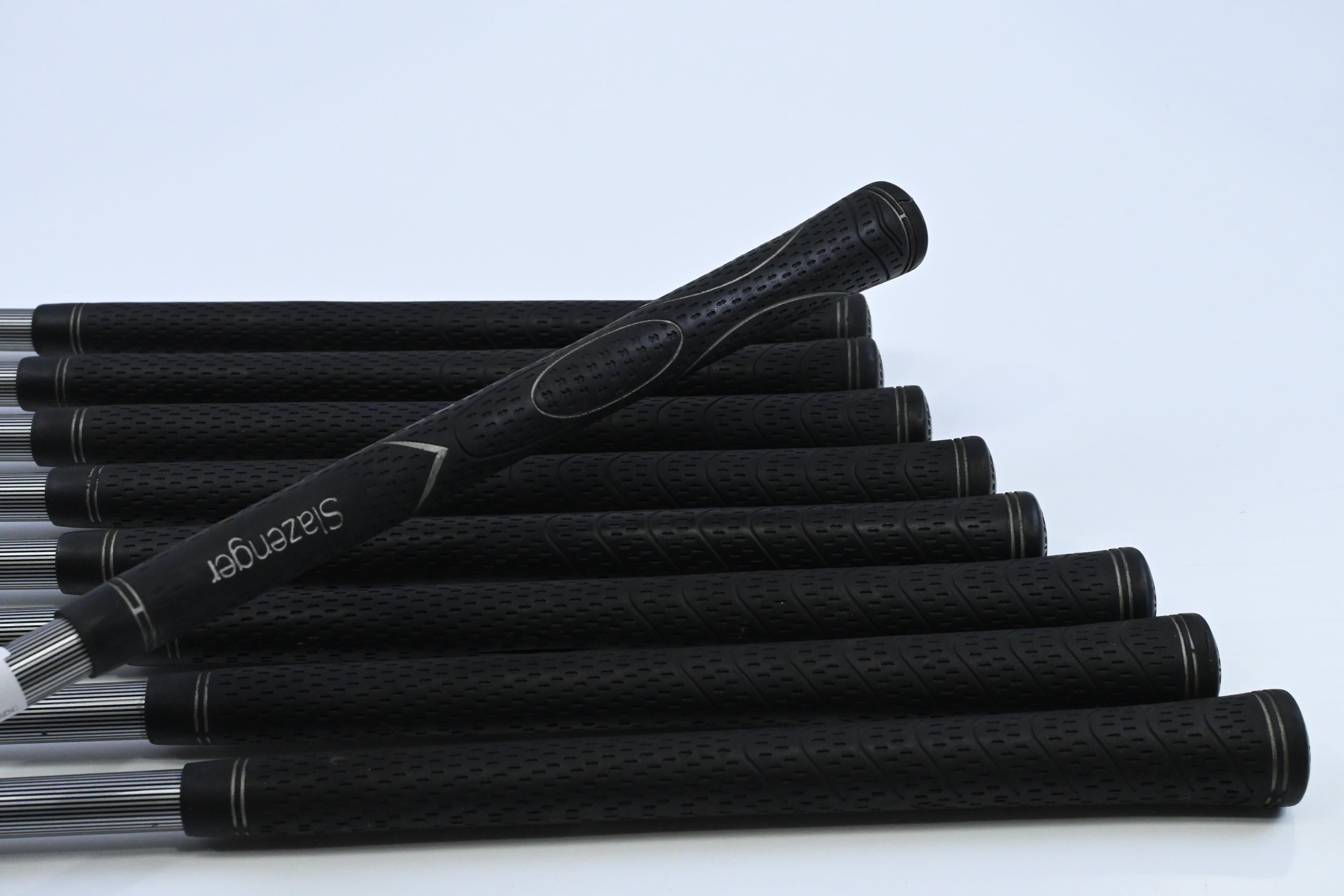 Slazenger Big Ezee Irons / 3-PW+SW / Regular Flex Slazenger IWS Shafts