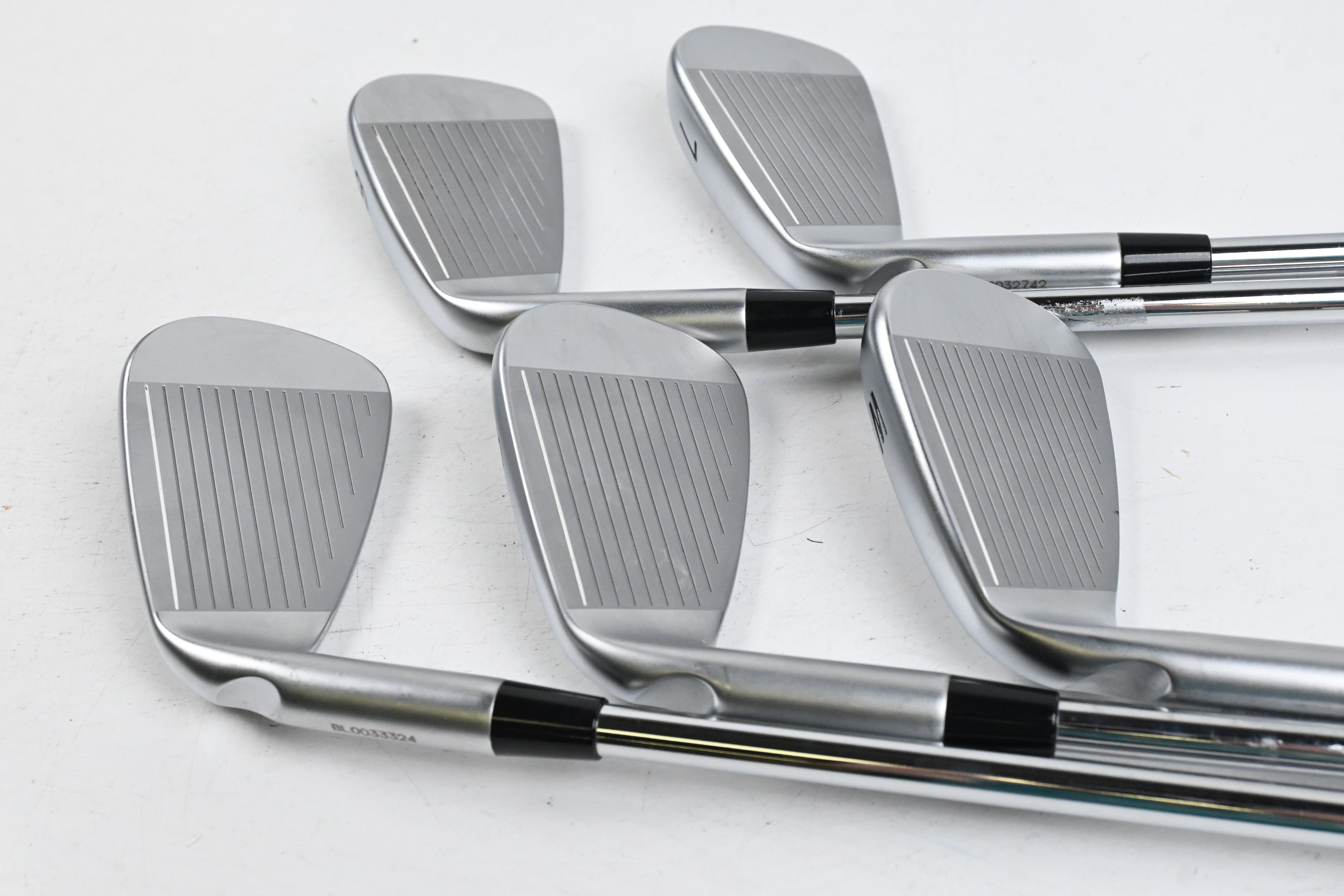 Ping I240 Irons / 6-PW / Green Dot / Regular Flex Dynamic Gold Mid 100 R300 Shafts