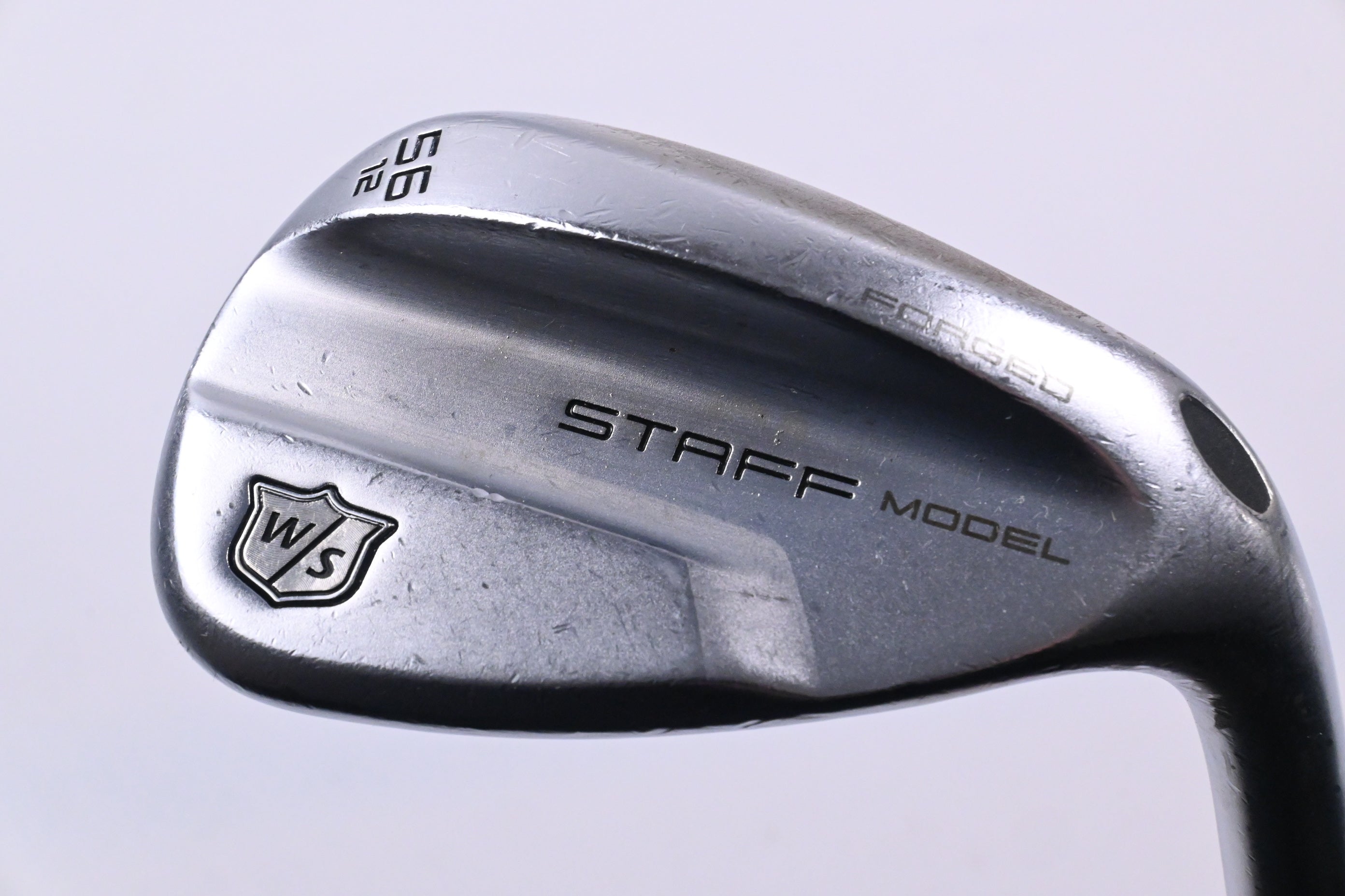 Wilson Staff Model Sand Wedge / 56 Degree / Stiff Flex Dynamic Gold 120 S300