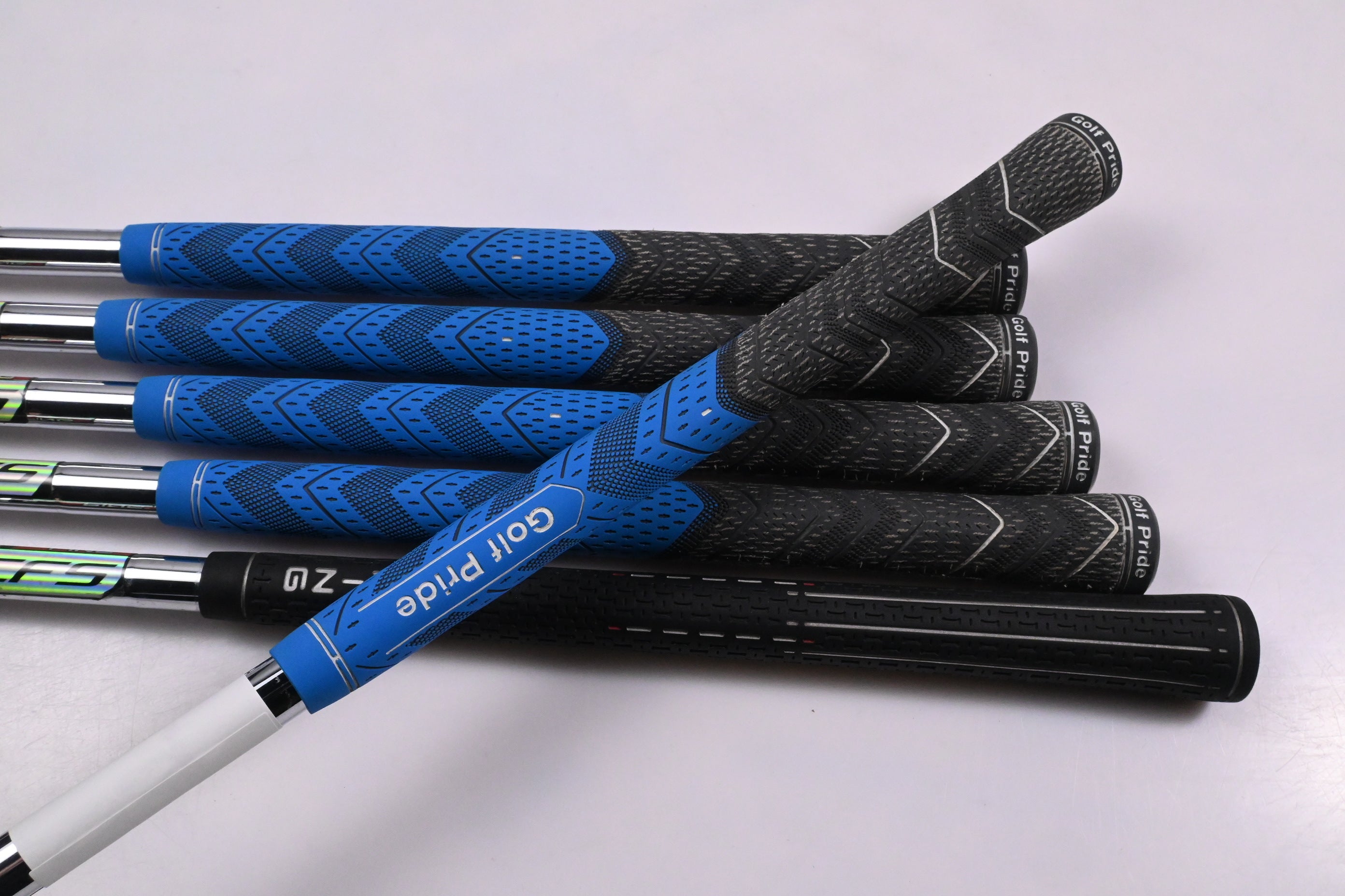 Ping G25 Irons / 5-PW / Green Dot / Stiff Flex Ping CFS Shafts