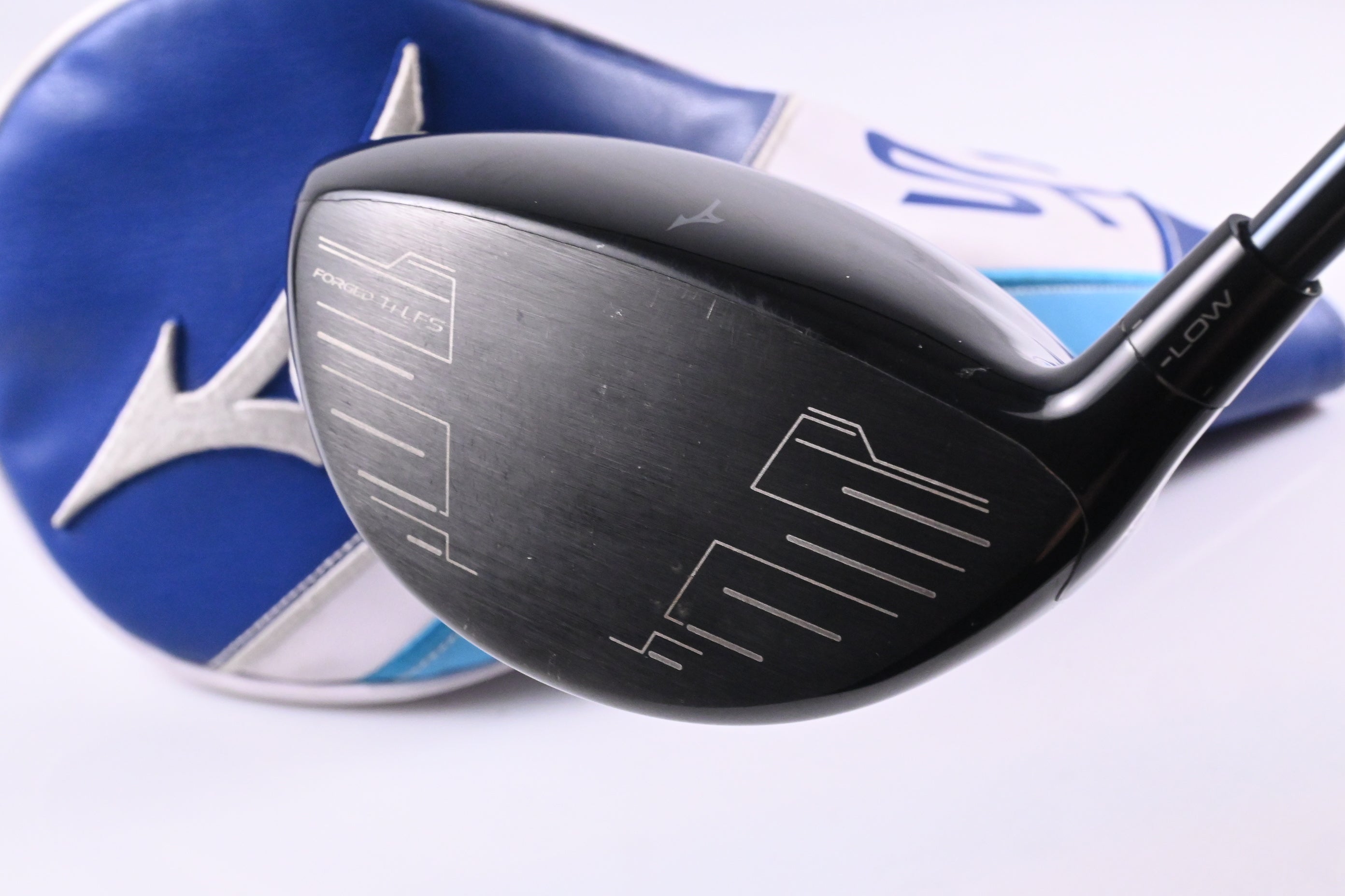 Mizuno ST-Max 230 Driver / 10.5 Degree / Regular Flex UST Mamiya LinQ Red 5