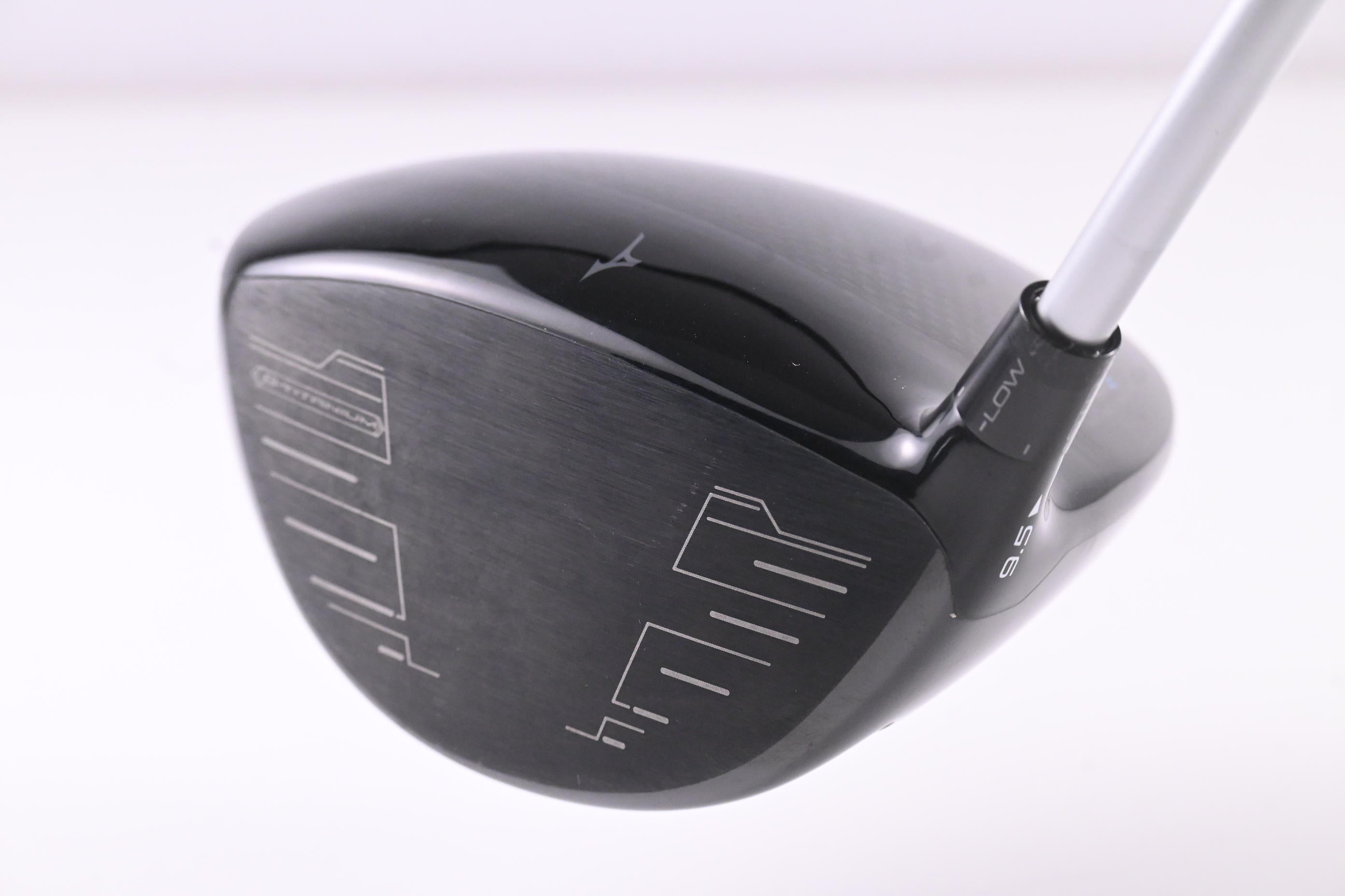 Mizuno ST-Z 230 Driver / 9.5 Degree / Stiff Flex Aldila Ascent 60 Shaft