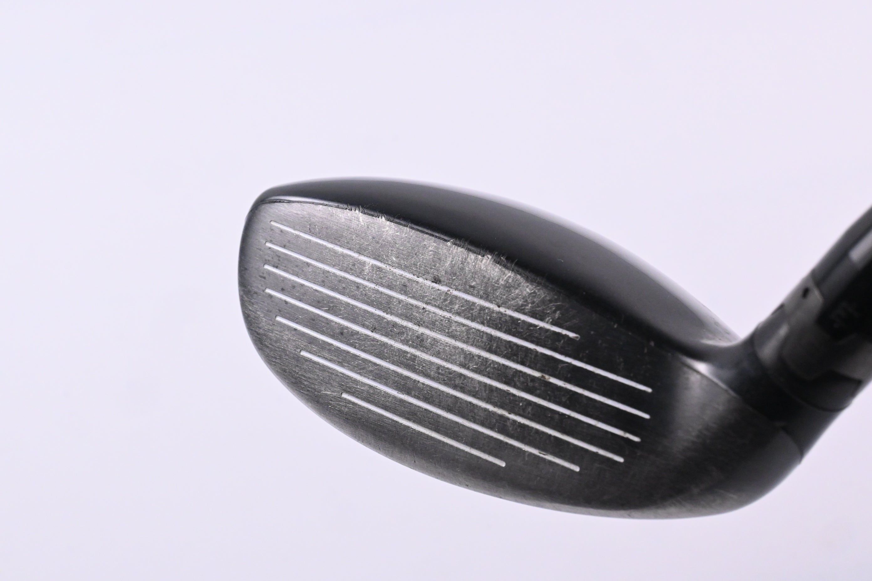Titleist 913H #3 Hybrid / 19 Degree / Stiff Flex Diamana S+ Blue 82 Shaft