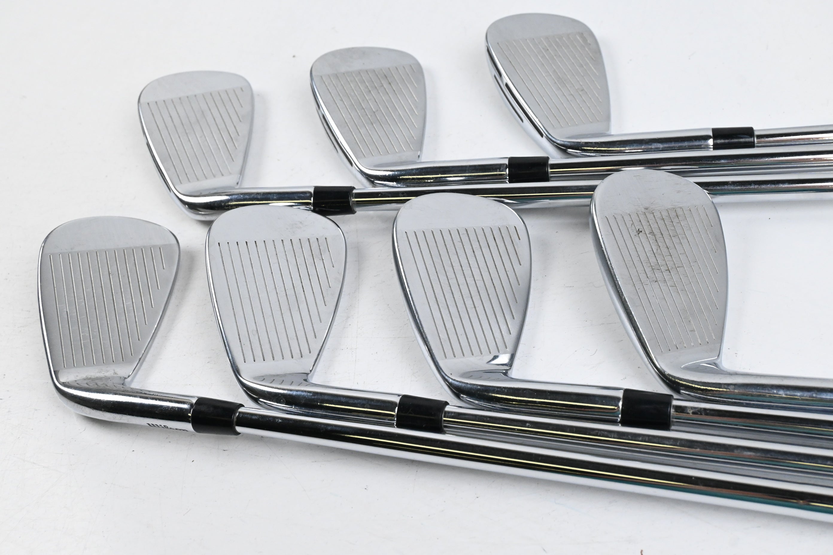 Wilson D9 Forged Irons / 4-PW / Stiff Flex Dynamic Gold 105 S300 Shafts